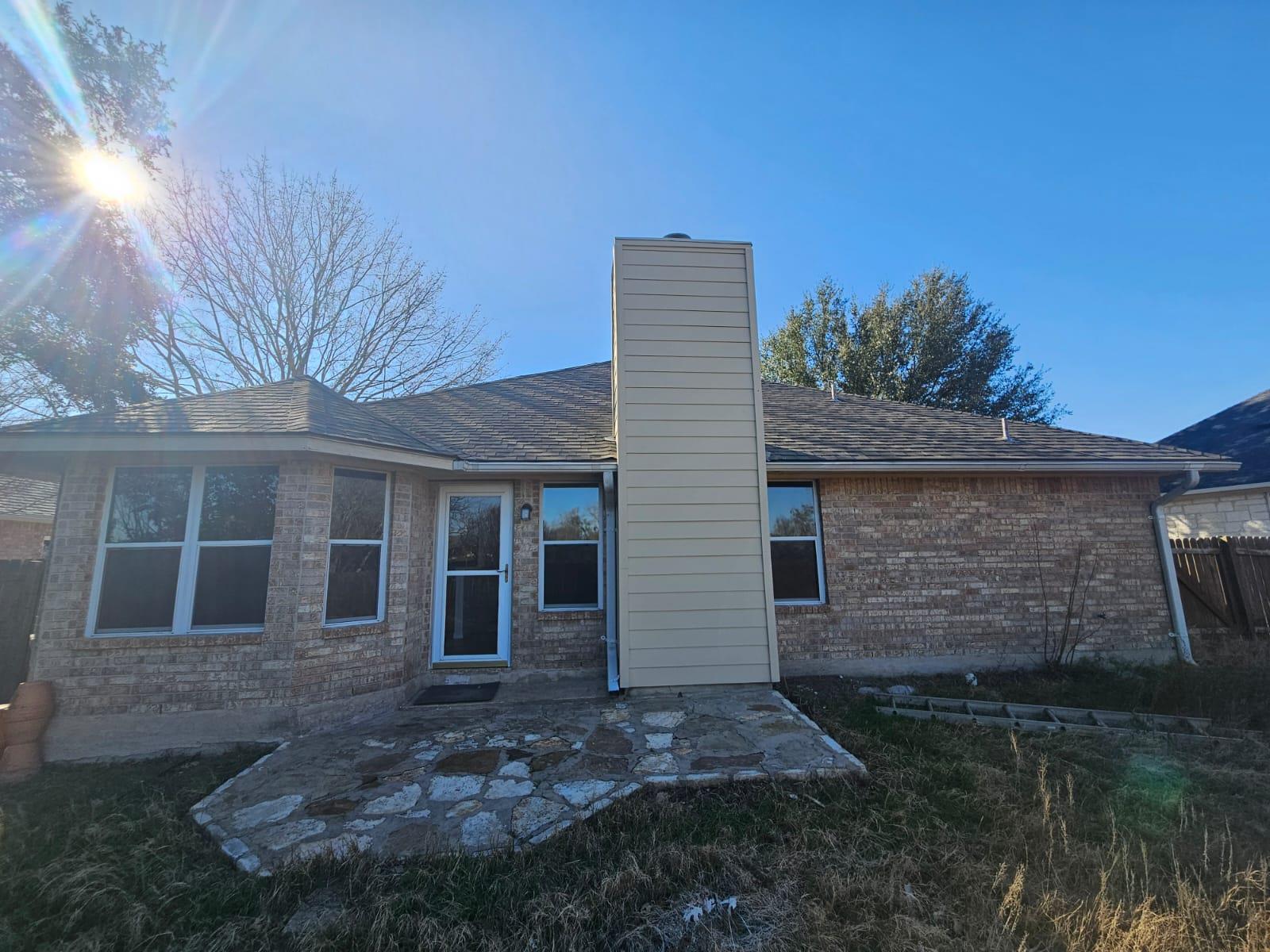 1507 Century Oaks Dr, Lockhart, TX 78644