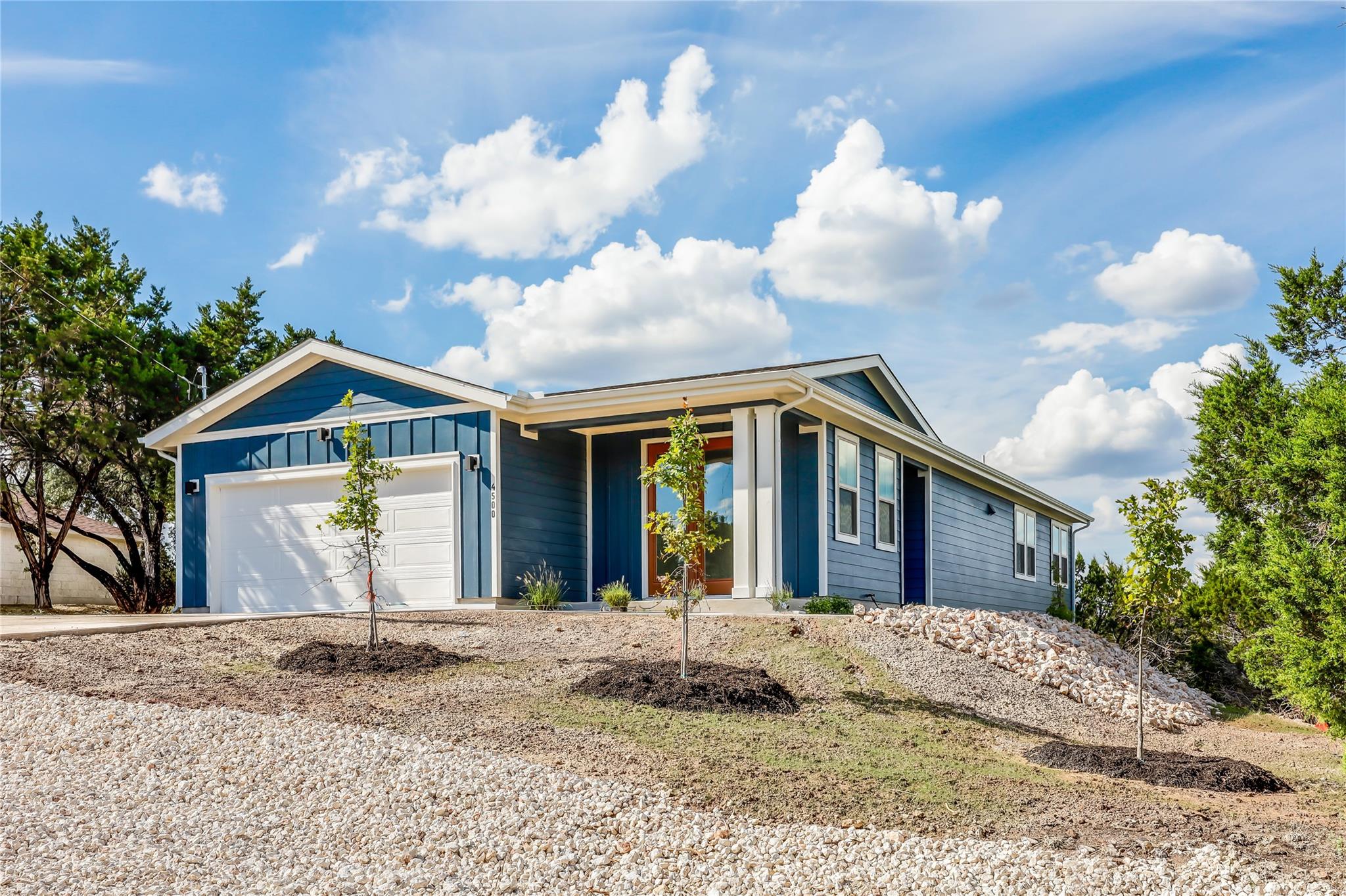 4500 Silverhill Dr, Lago Vista, TX 78645