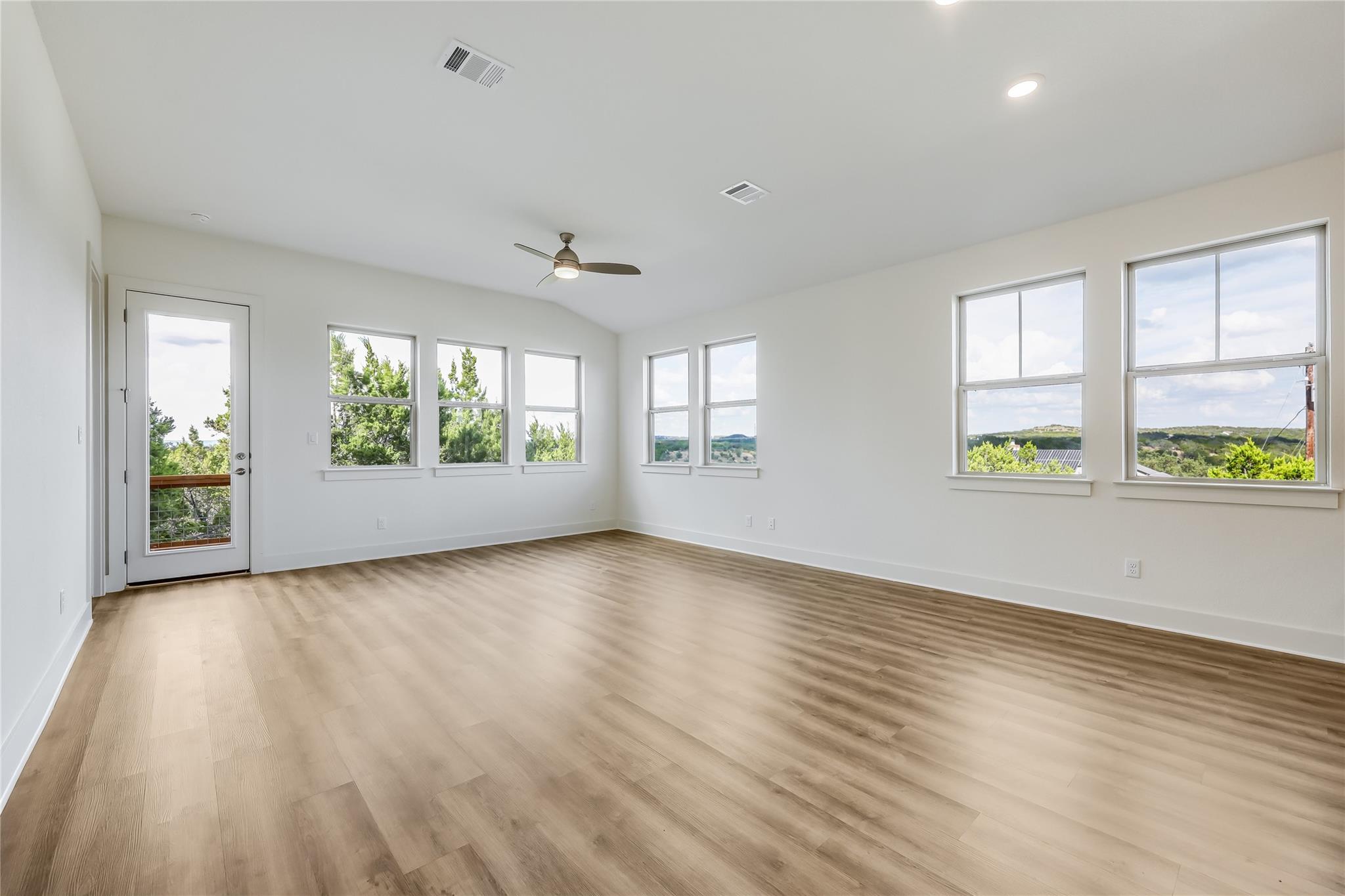 4500 Silverhill Dr, Lago Vista, TX 78645