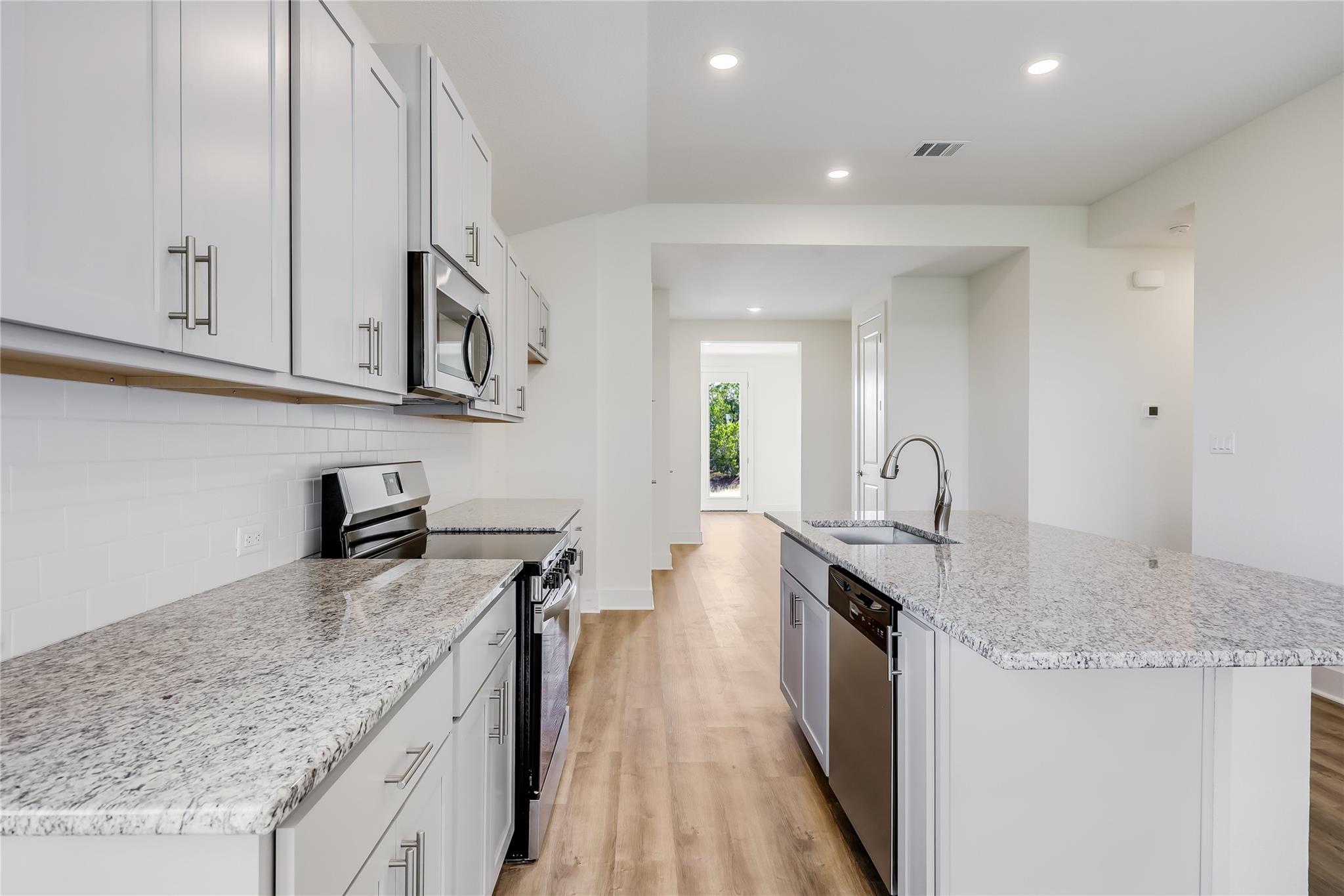 4500 Silverhill Dr, Lago Vista, TX 78645