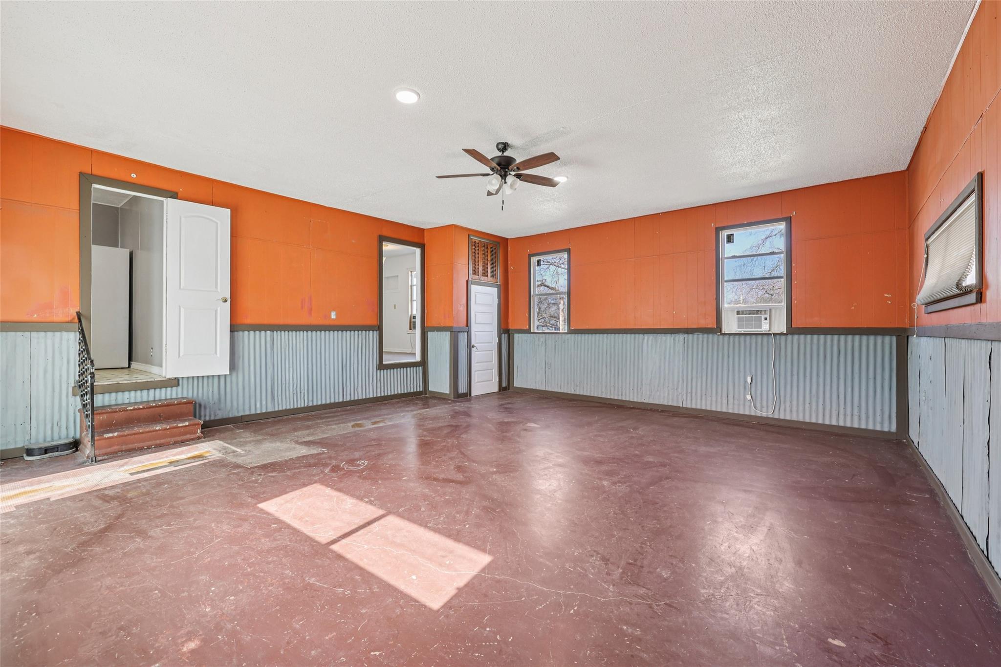 620 Barbara Dr, San Marcos, TX 78666