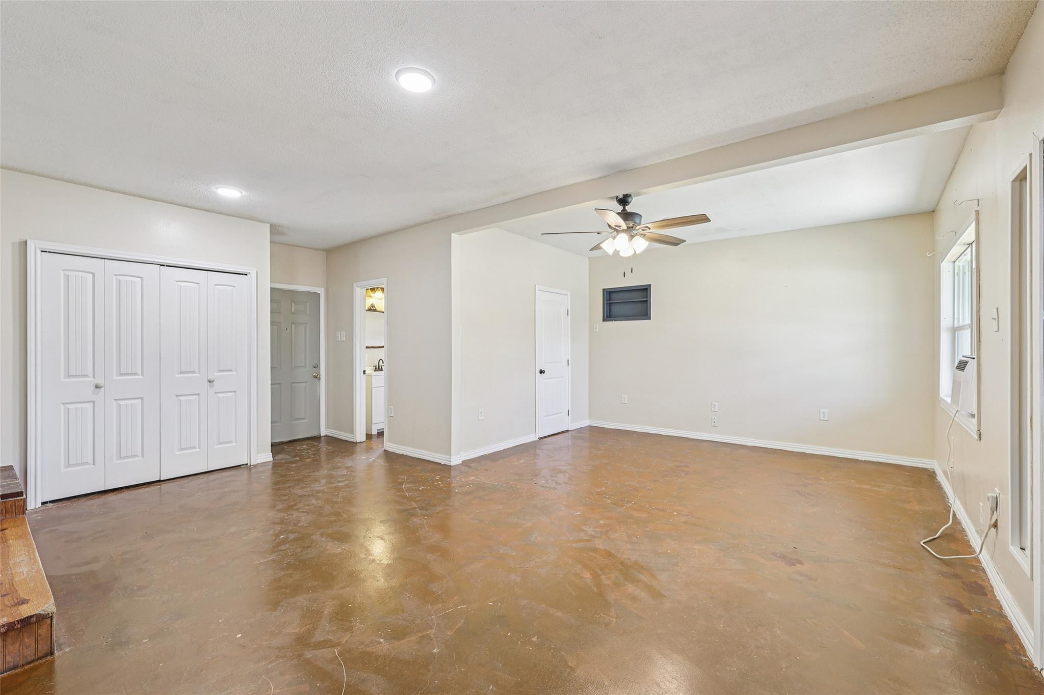 620 Barbara Dr, San Marcos, TX 78666