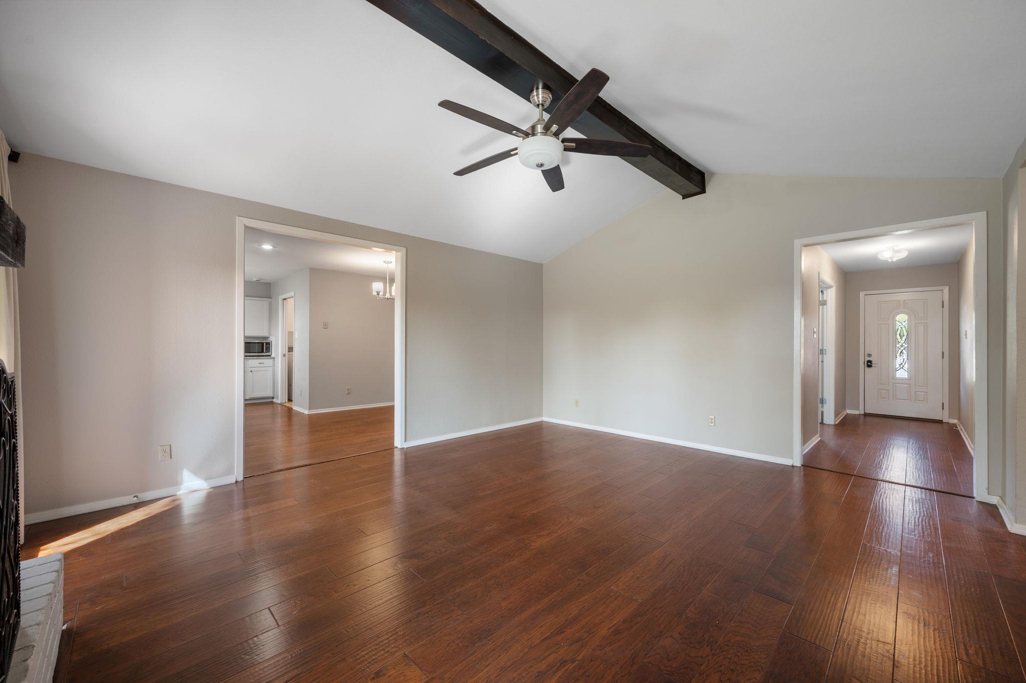 7402 Bucknell Dr, Austin, TX 78723