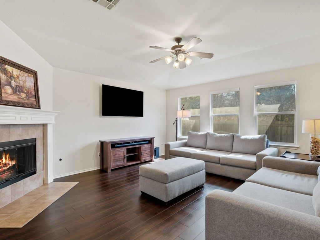 11109 Long Winter Dr, Austin, TX 78754