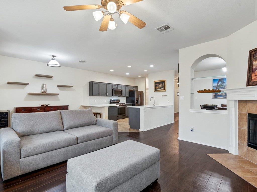 11109 Long Winter Dr, Austin, TX 78754