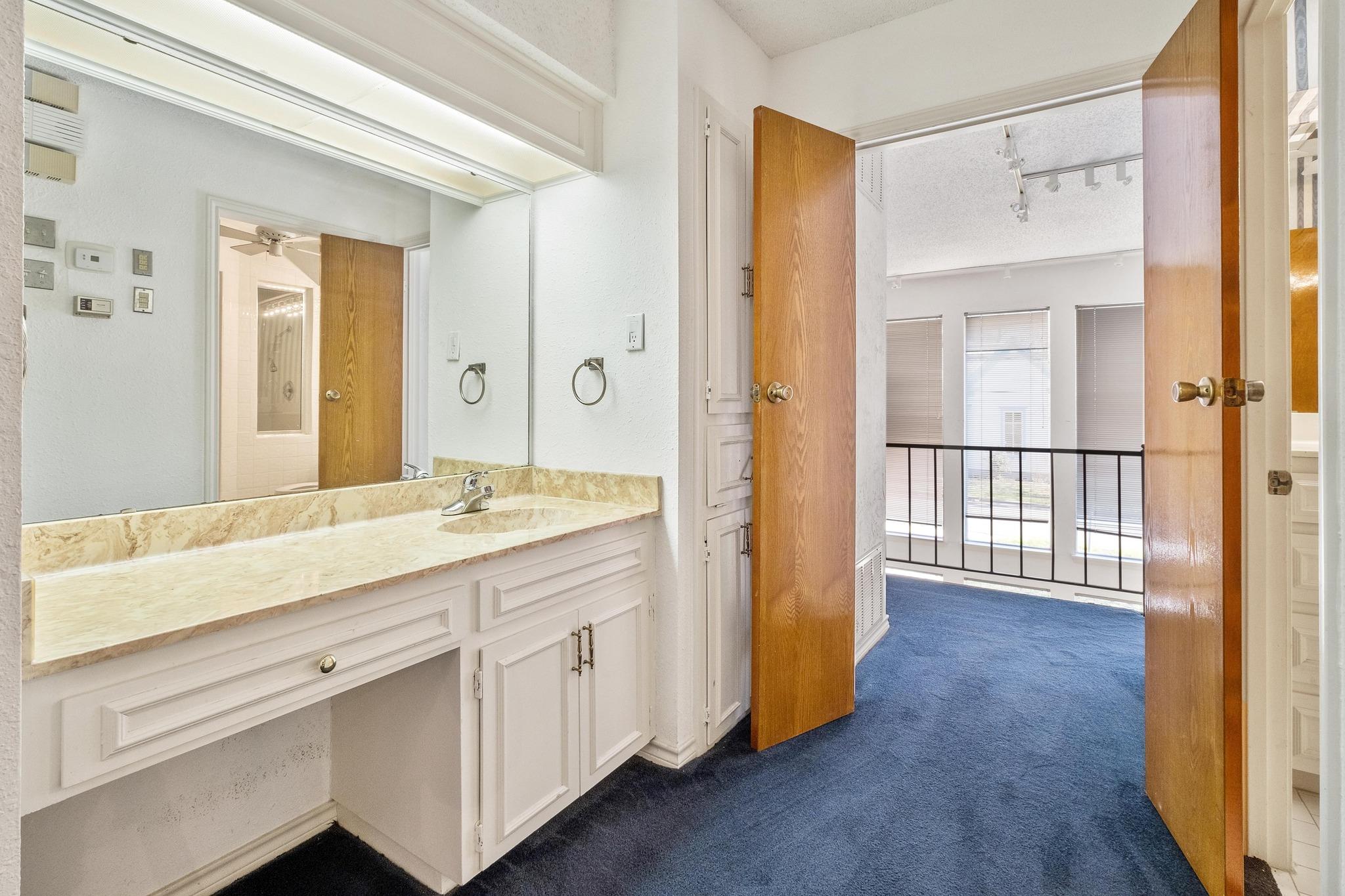 121 Scott St, San Marcos, TX 78666