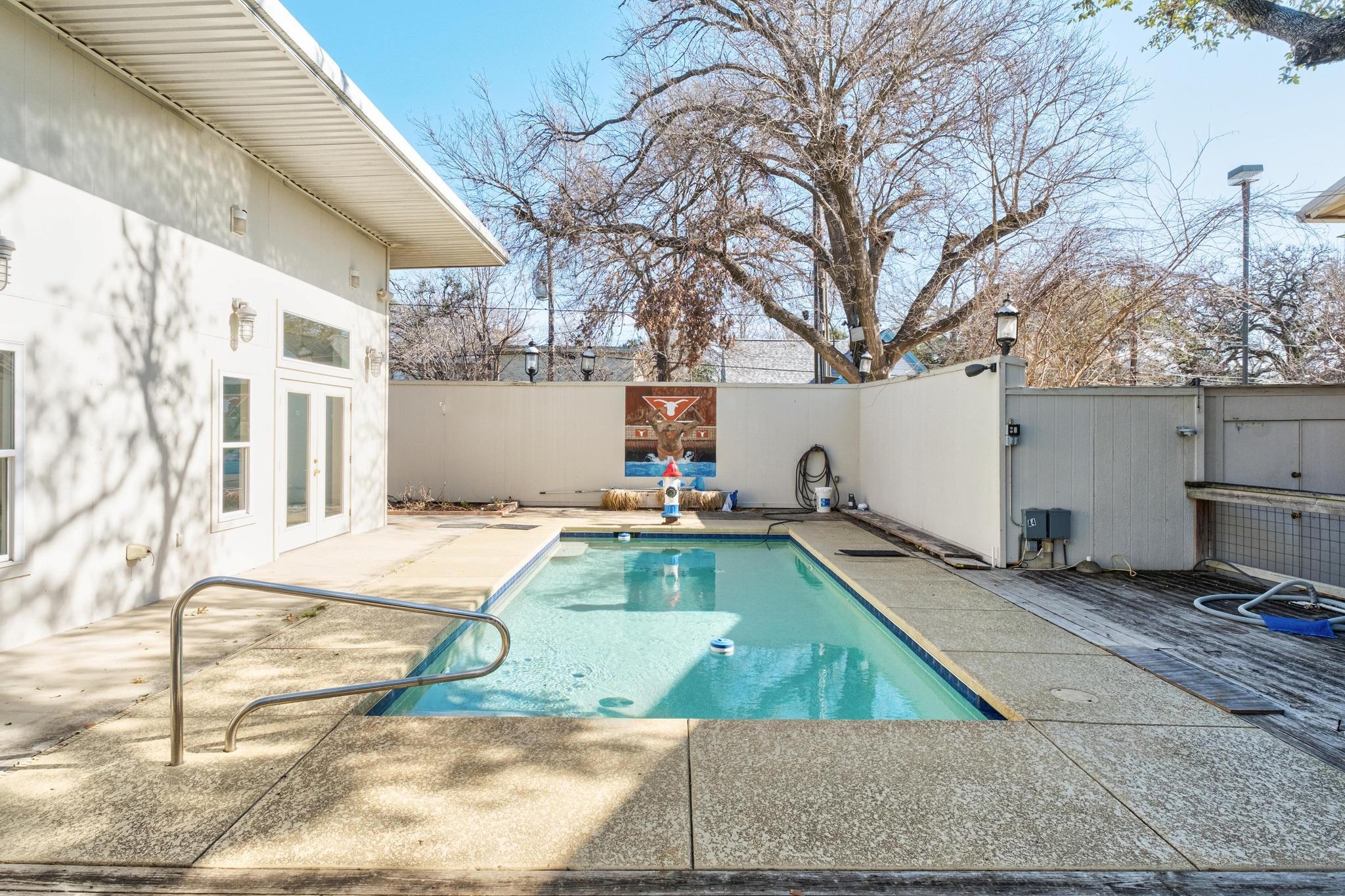 121 Scott St, San Marcos, TX 78666