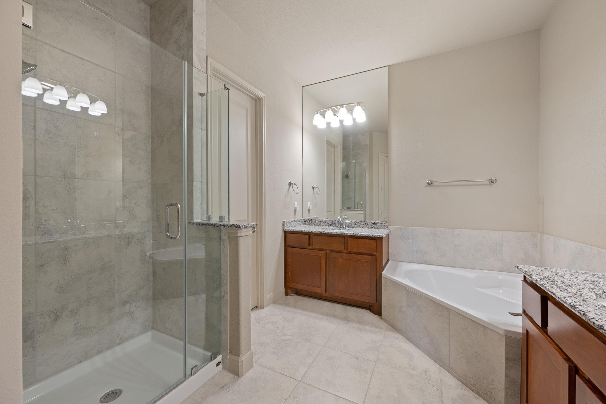 205 Clubhouse Dr # G, Georgetown, TX 78628