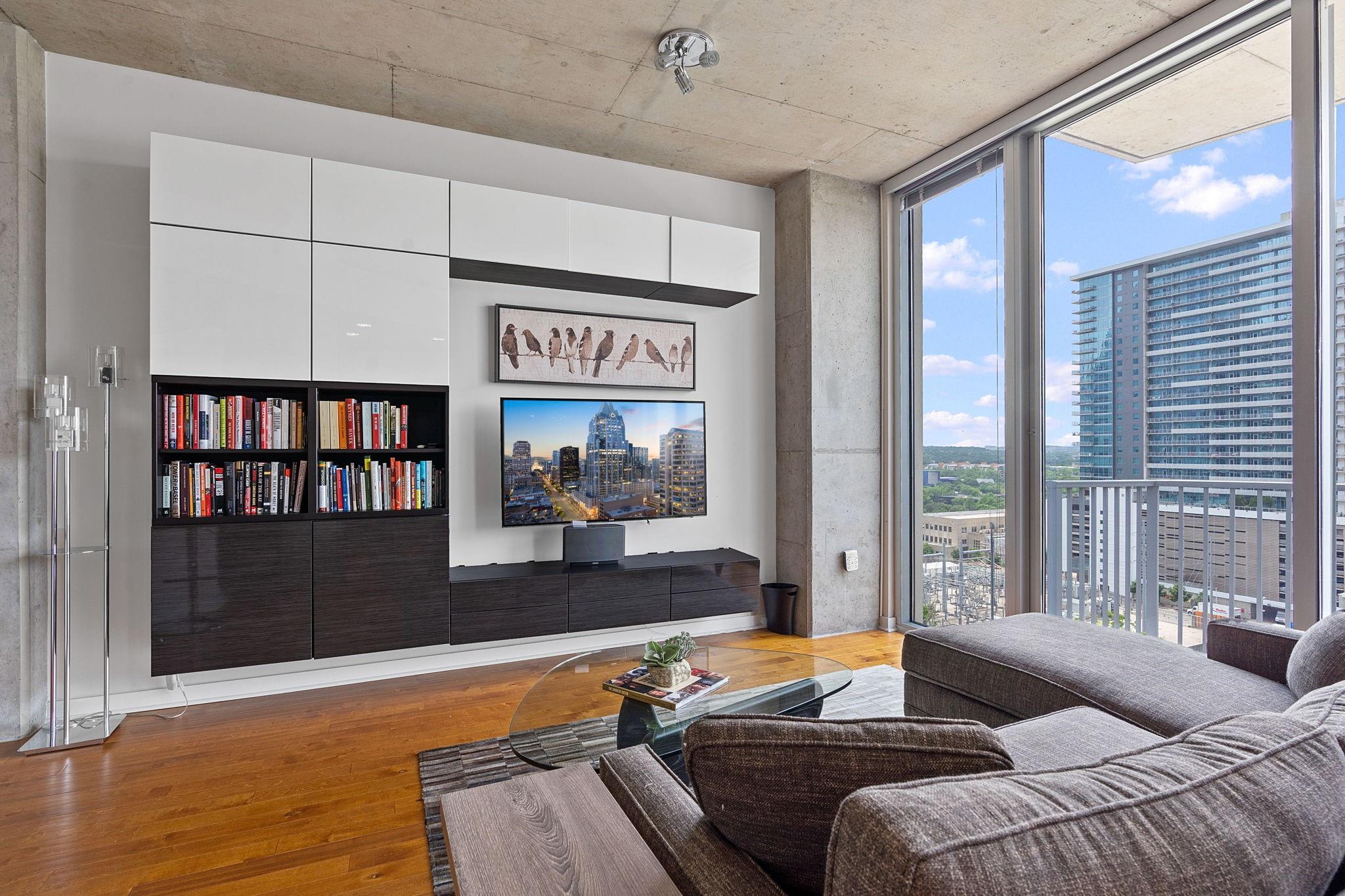 360 Nueces St # 1310, Austin, TX 78701