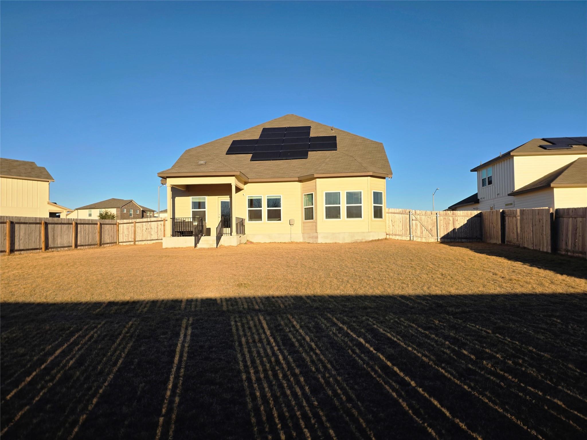 300 Windy Reed Rd, Hutto, TX 78634