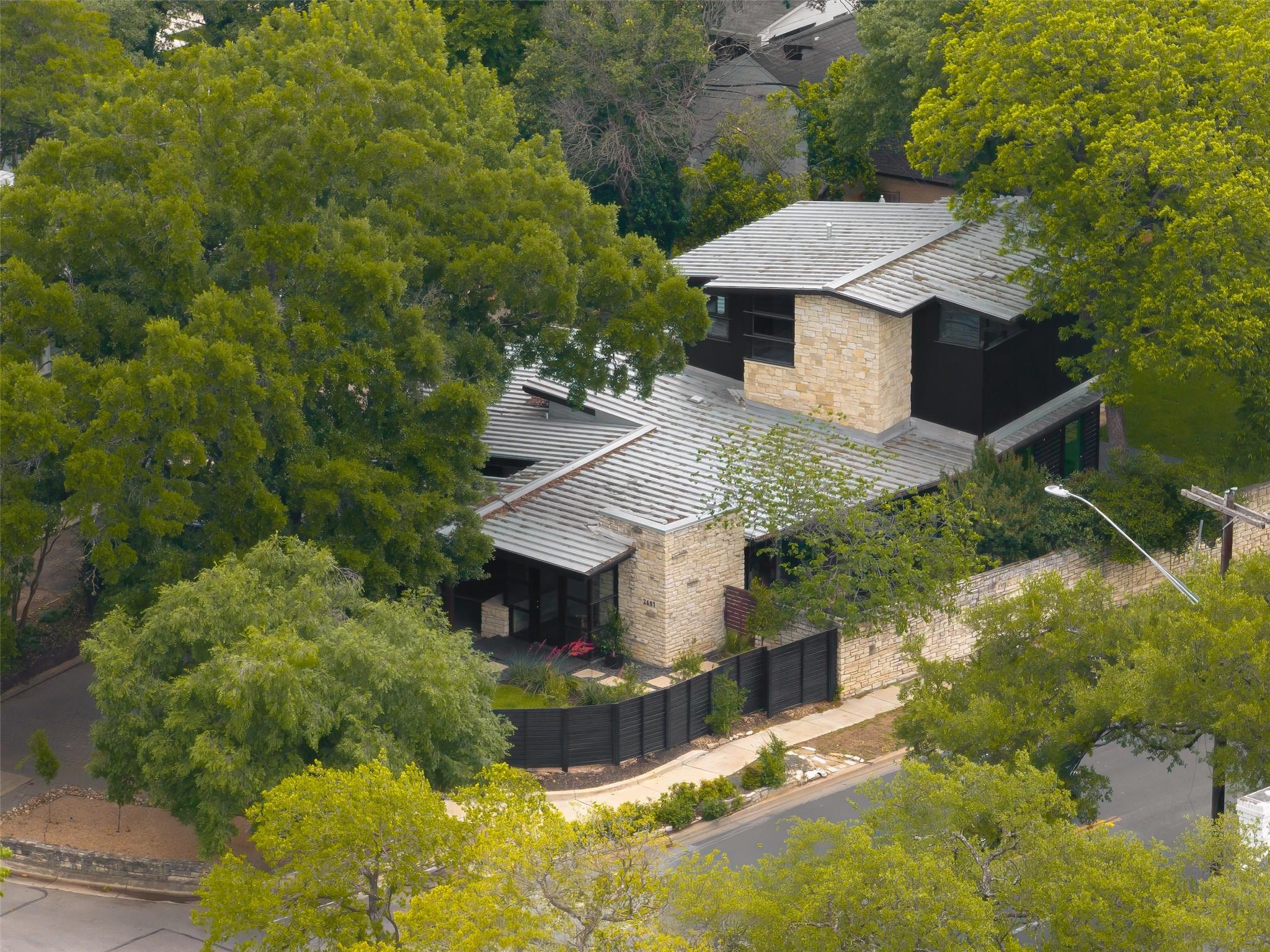 2401 Jarratt Ave, Austin, TX 78703