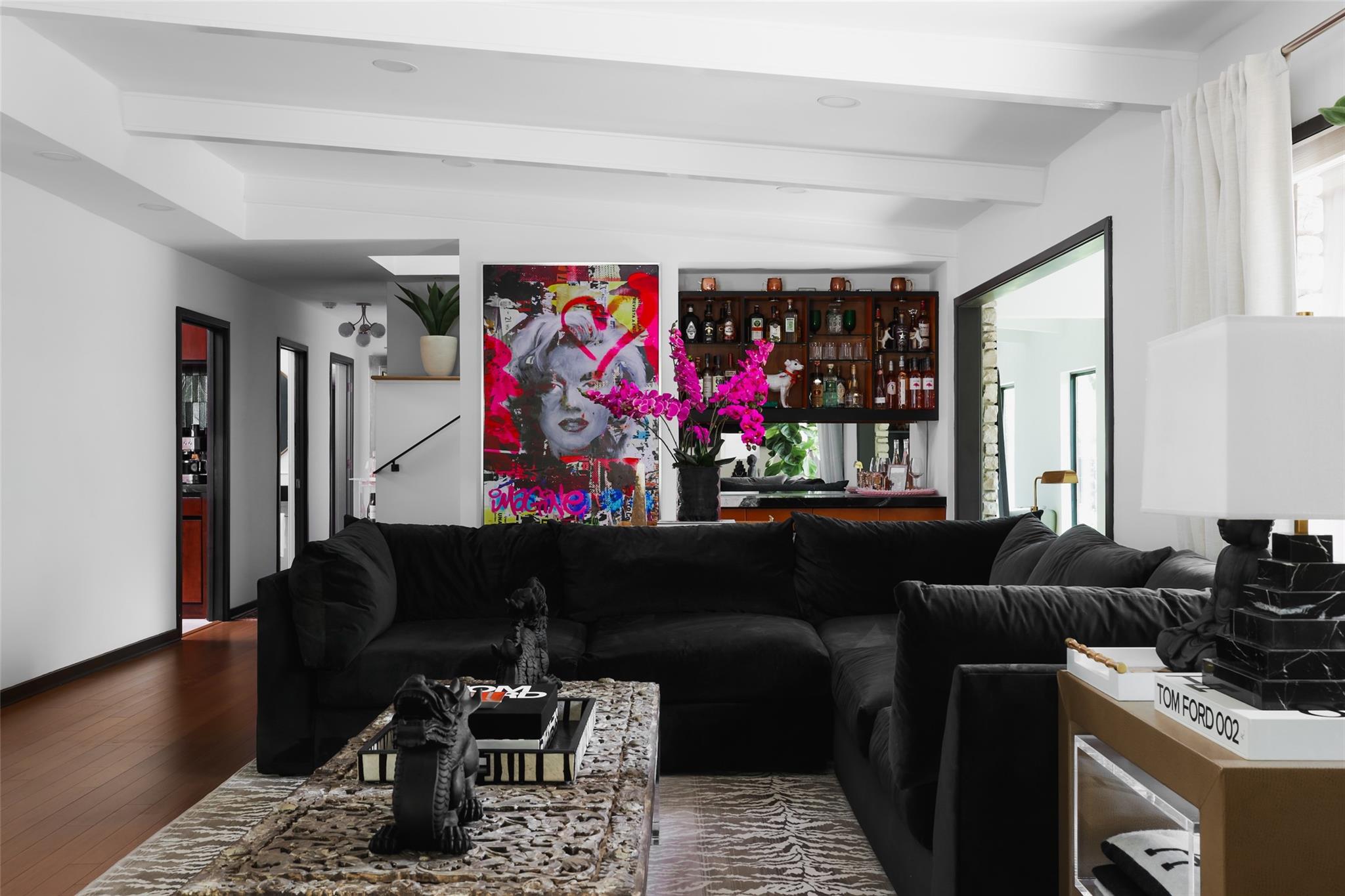 2401 Jarratt Ave, Austin, TX 78703