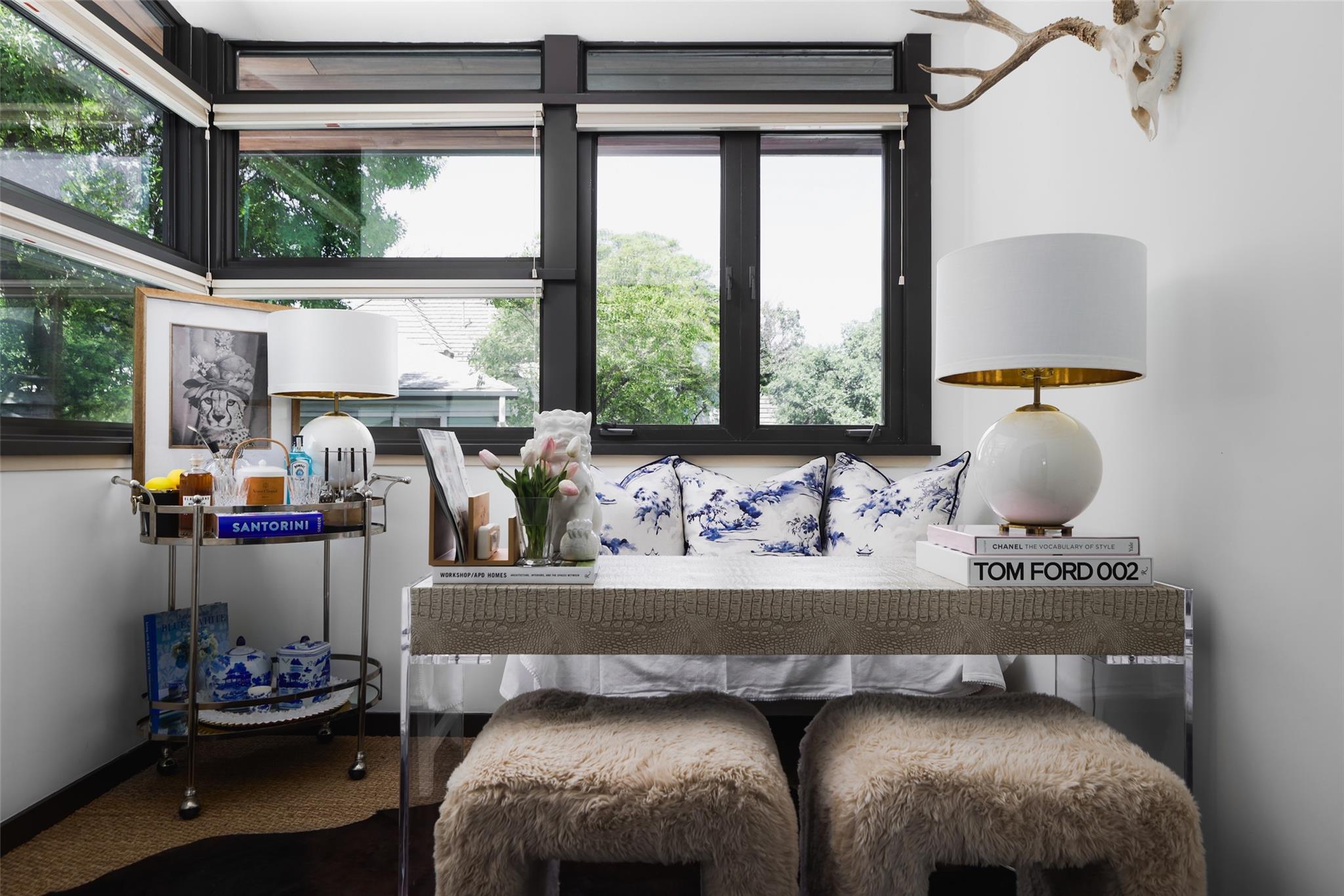 2401 Jarratt Ave, Austin, TX 78703