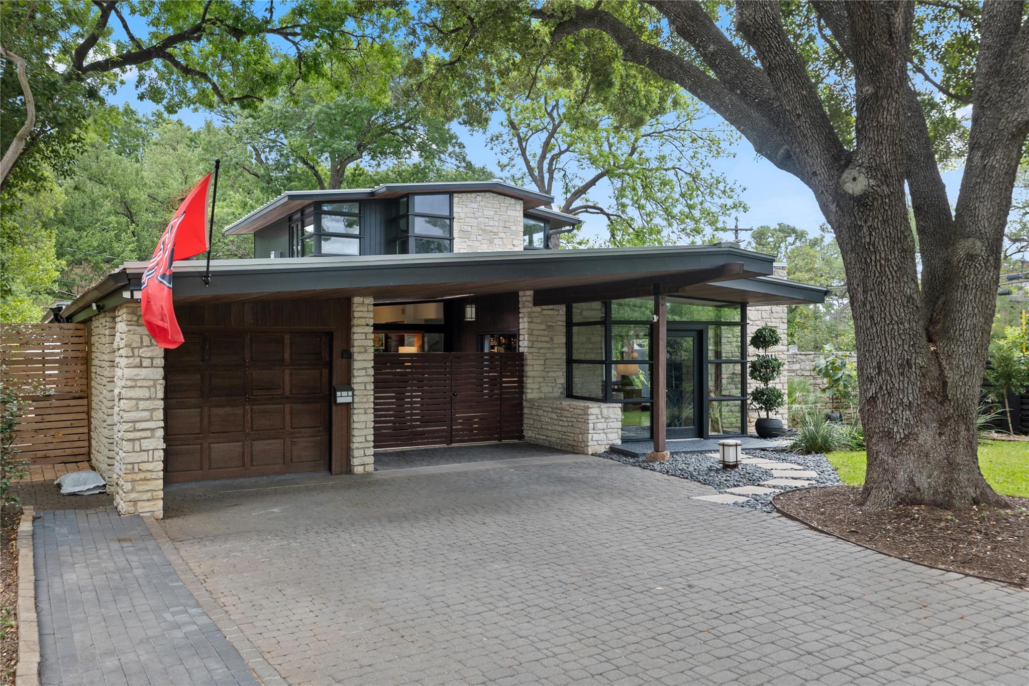 2401 Jarratt Ave, Austin, TX 78703