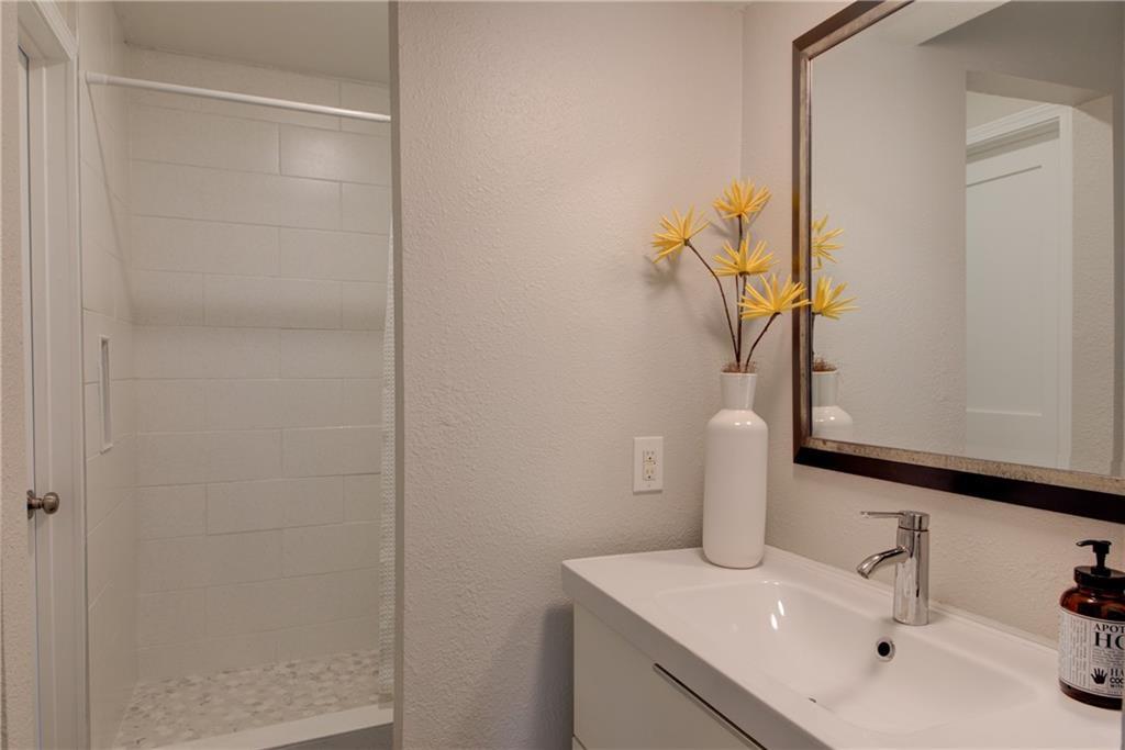 1005 Nile St, Austin, TX 78702