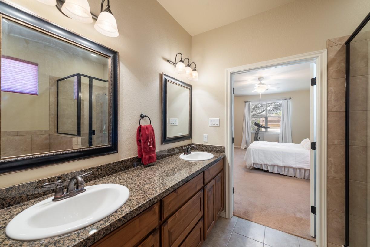 502 Carriage Oaks Dr, Liberty Hill, TX 78642