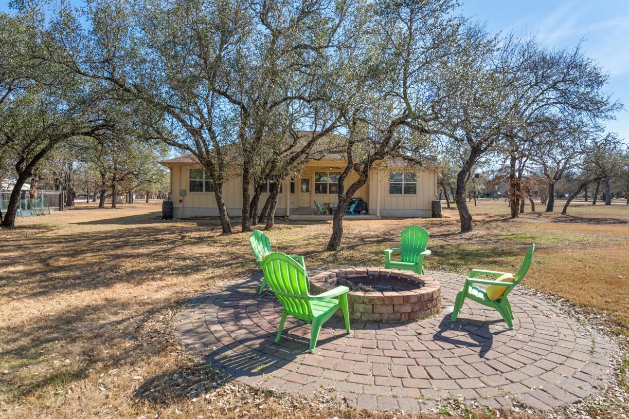 502 Carriage Oaks Dr, Liberty Hill, TX 78642