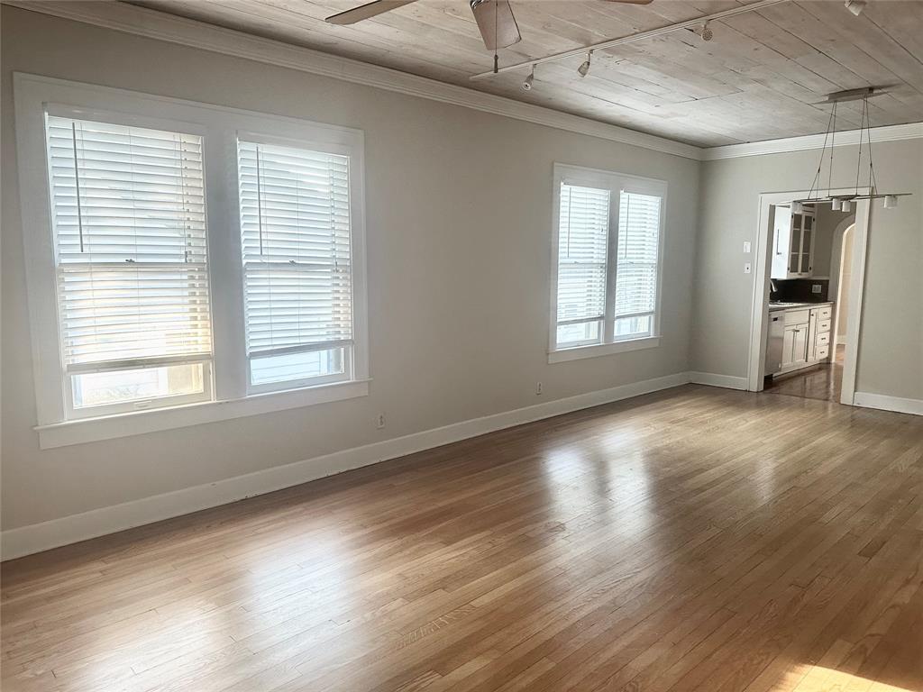 312 Le Grande Ave, Austin, TX 78704