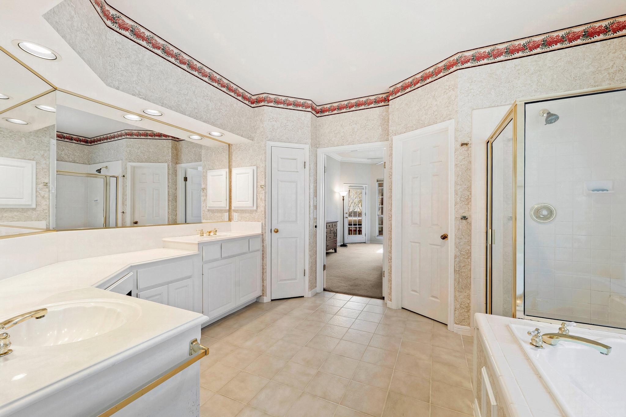 8205 Crabtree Dr, Austin, TX 78750