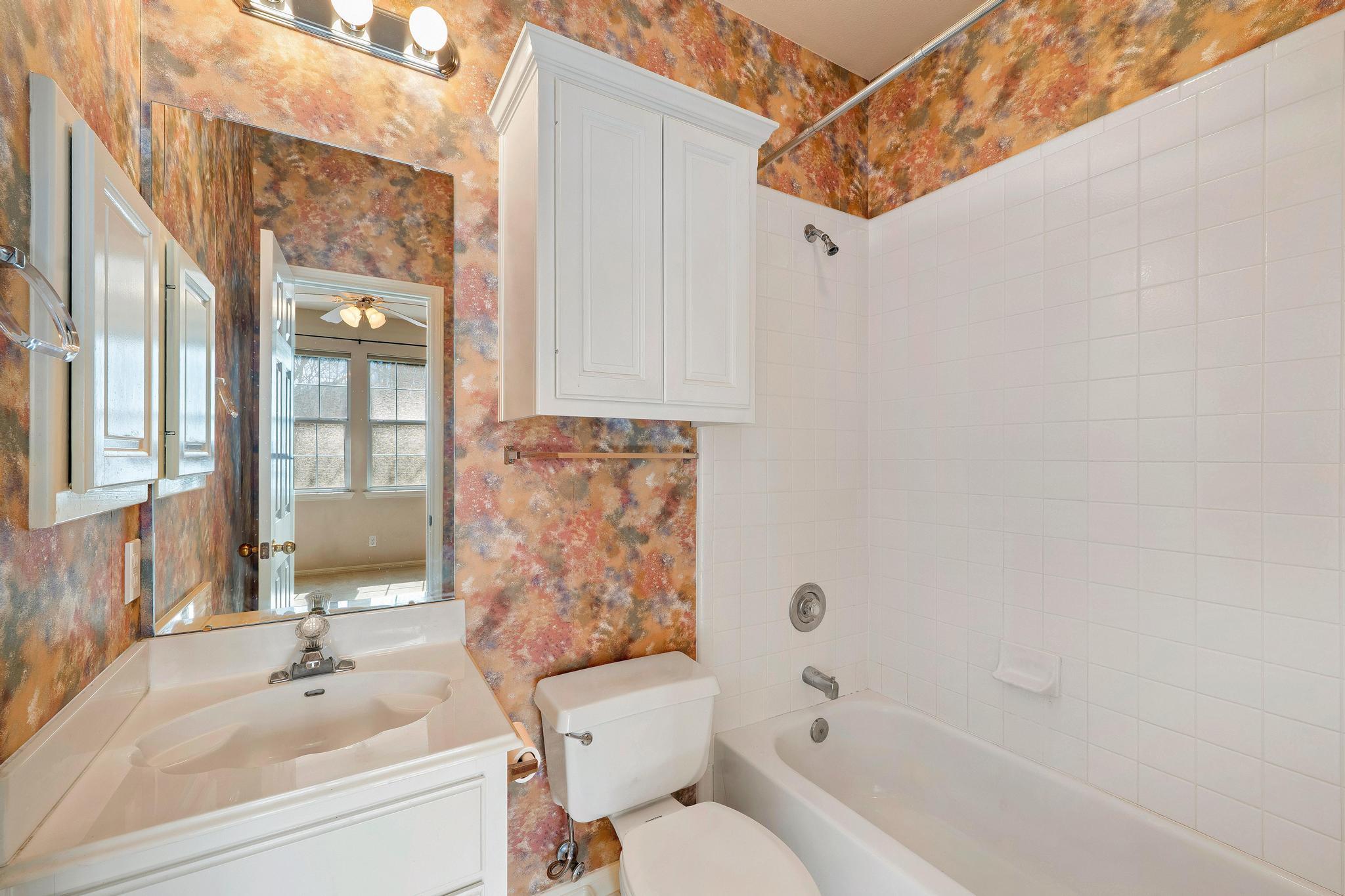 8205 Crabtree Dr, Austin, TX 78750