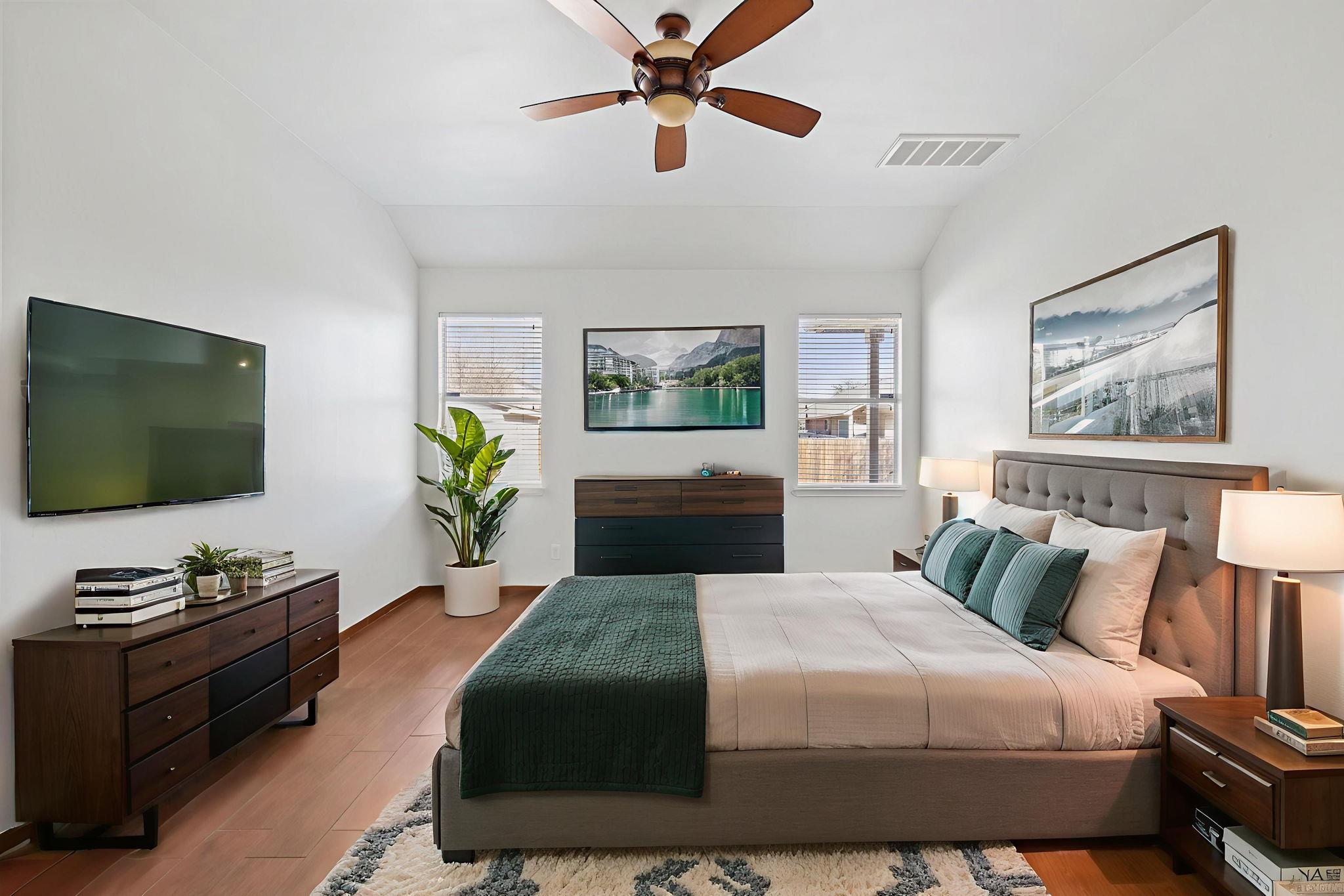 320 Lone Star Blvd, Hutto, TX 78634