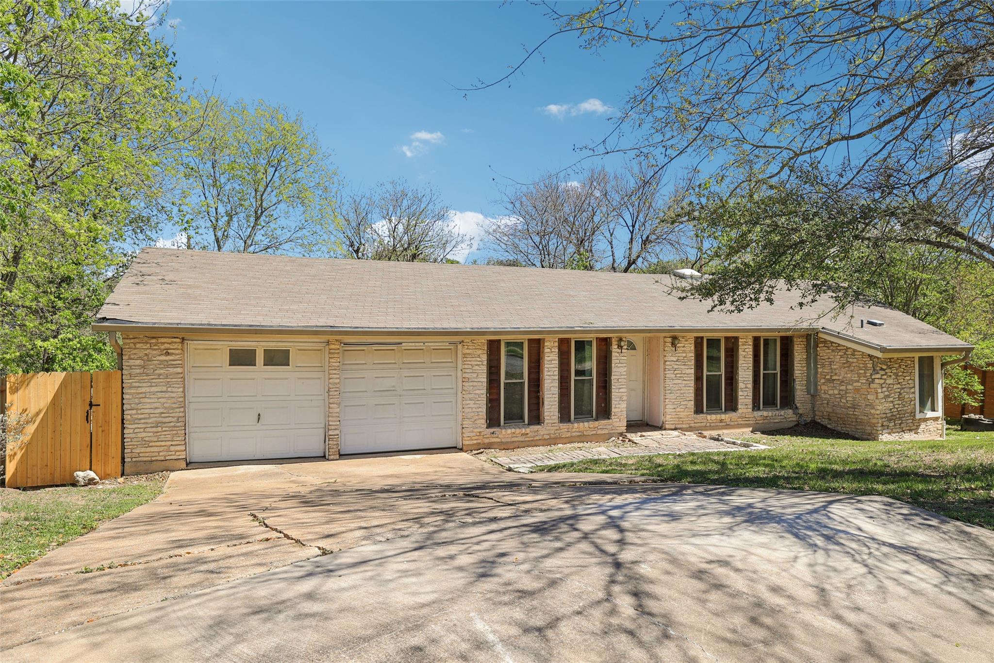 2204 Bahia Cir, Austin, TX 78741