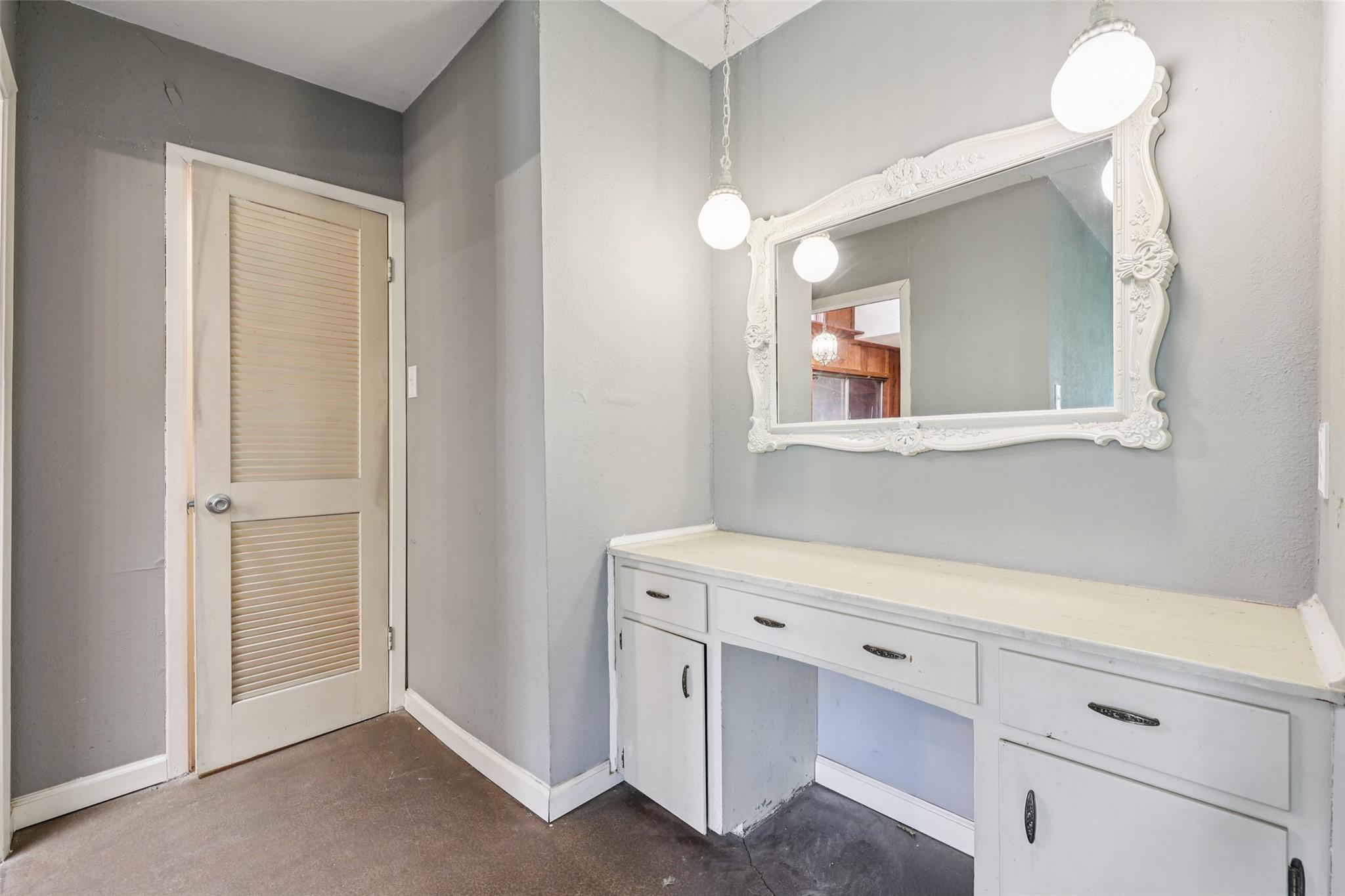 2204 Bahia Cir, Austin, TX 78741