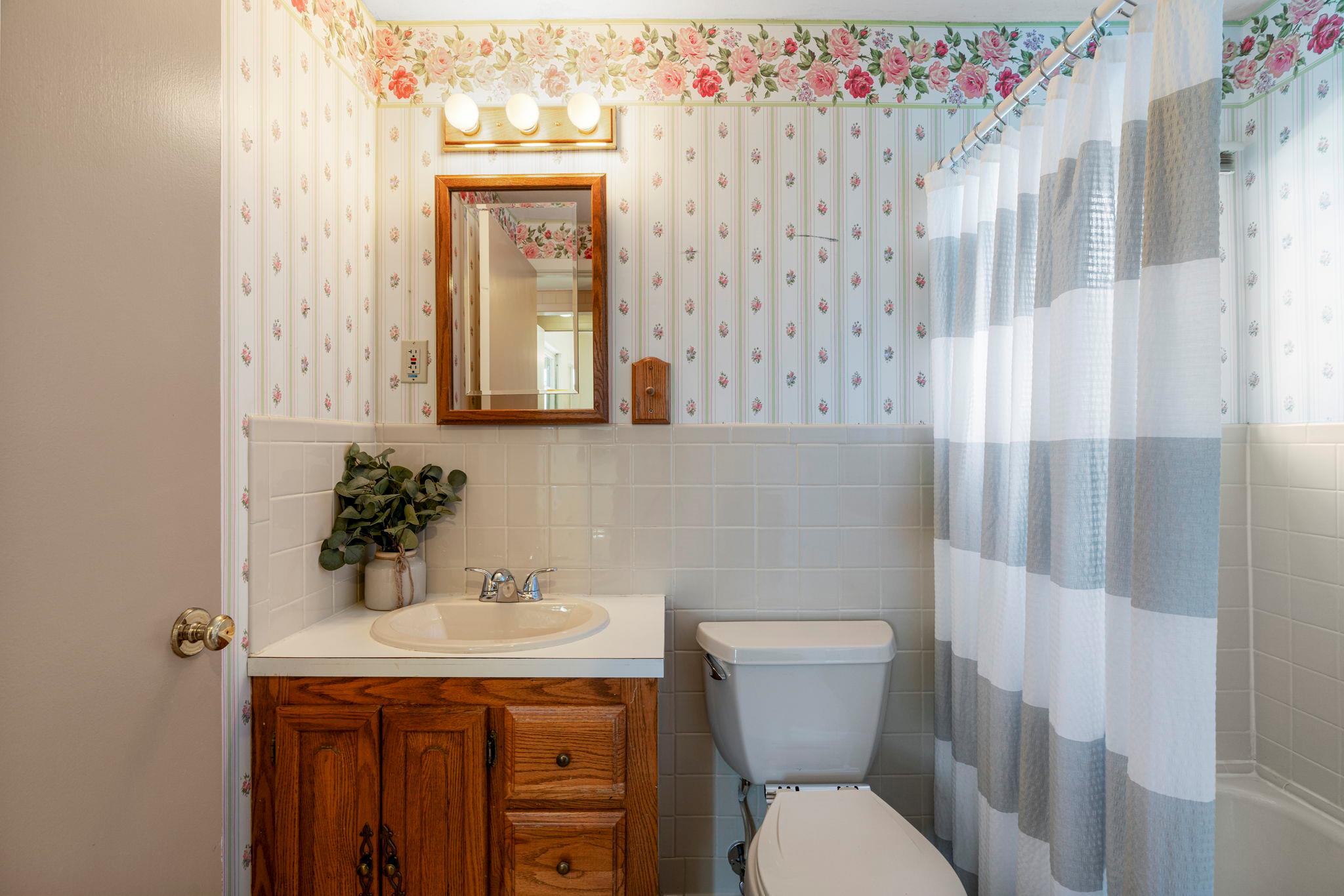 1909 Brentwood St, Austin, TX 78757