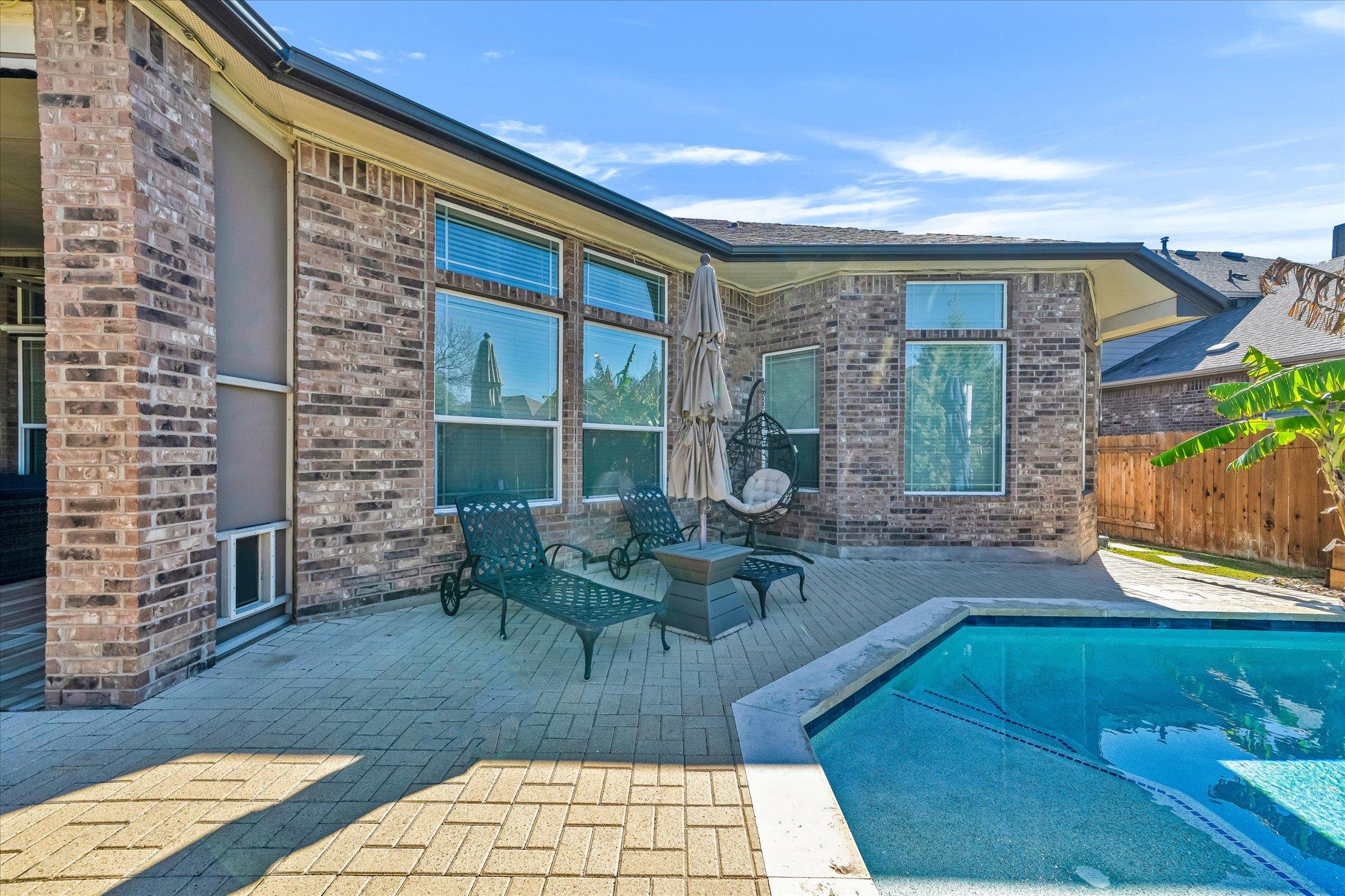 1609 Carmine Dr, Leander, TX 78641