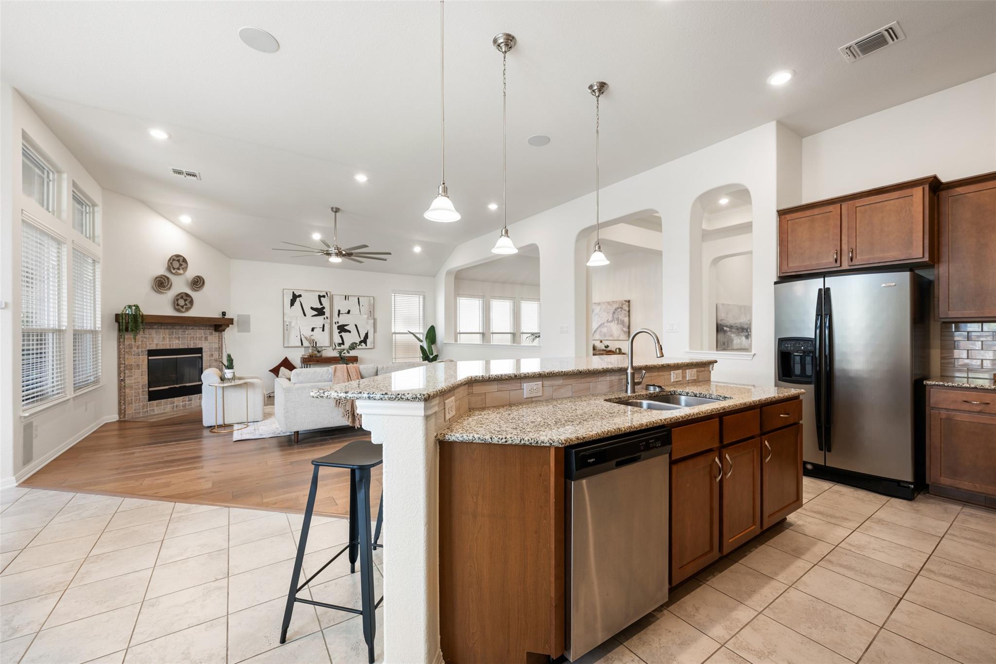 1609 Carmine Dr, Leander, TX 78641