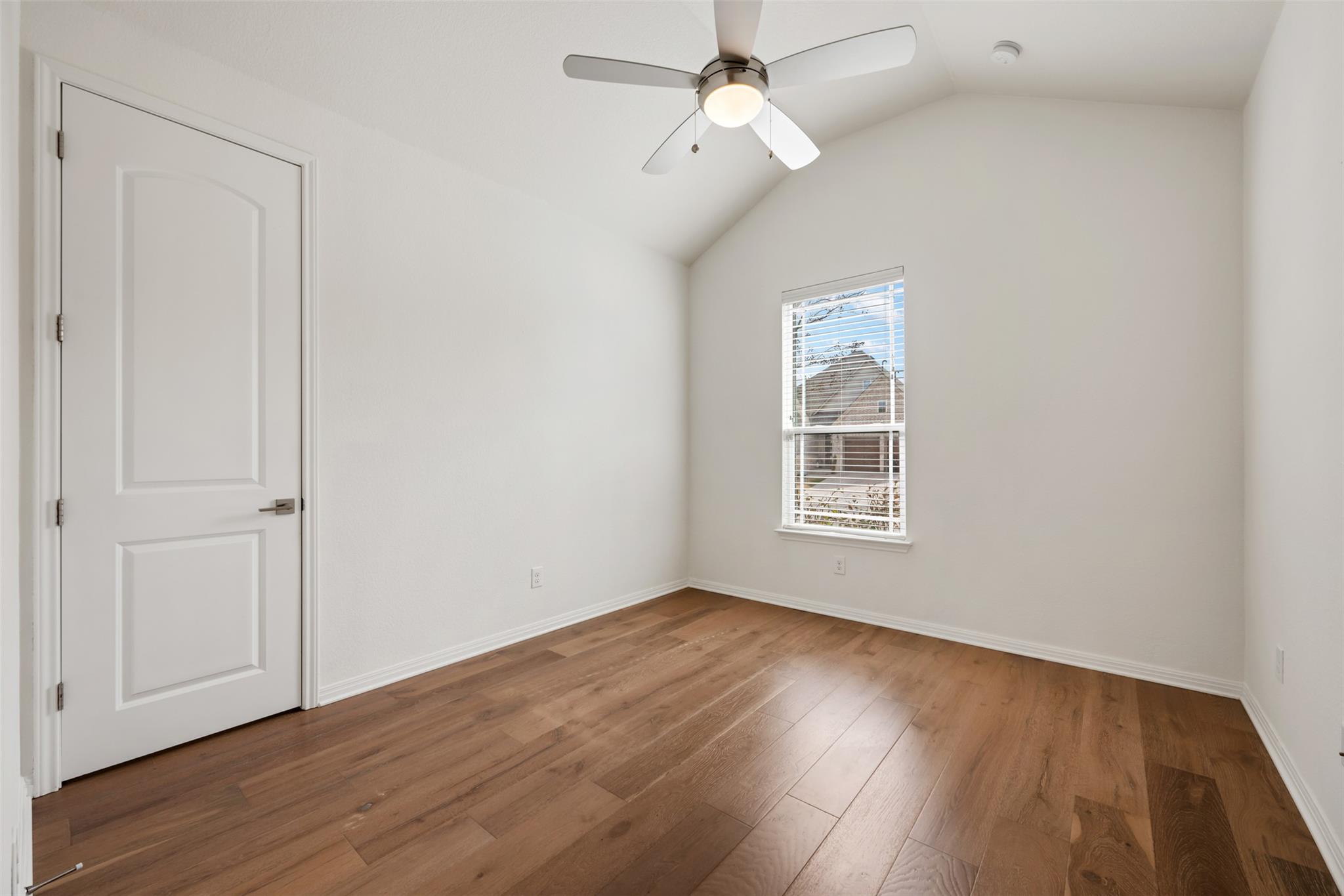 1609 Carmine Dr, Leander, TX 78641