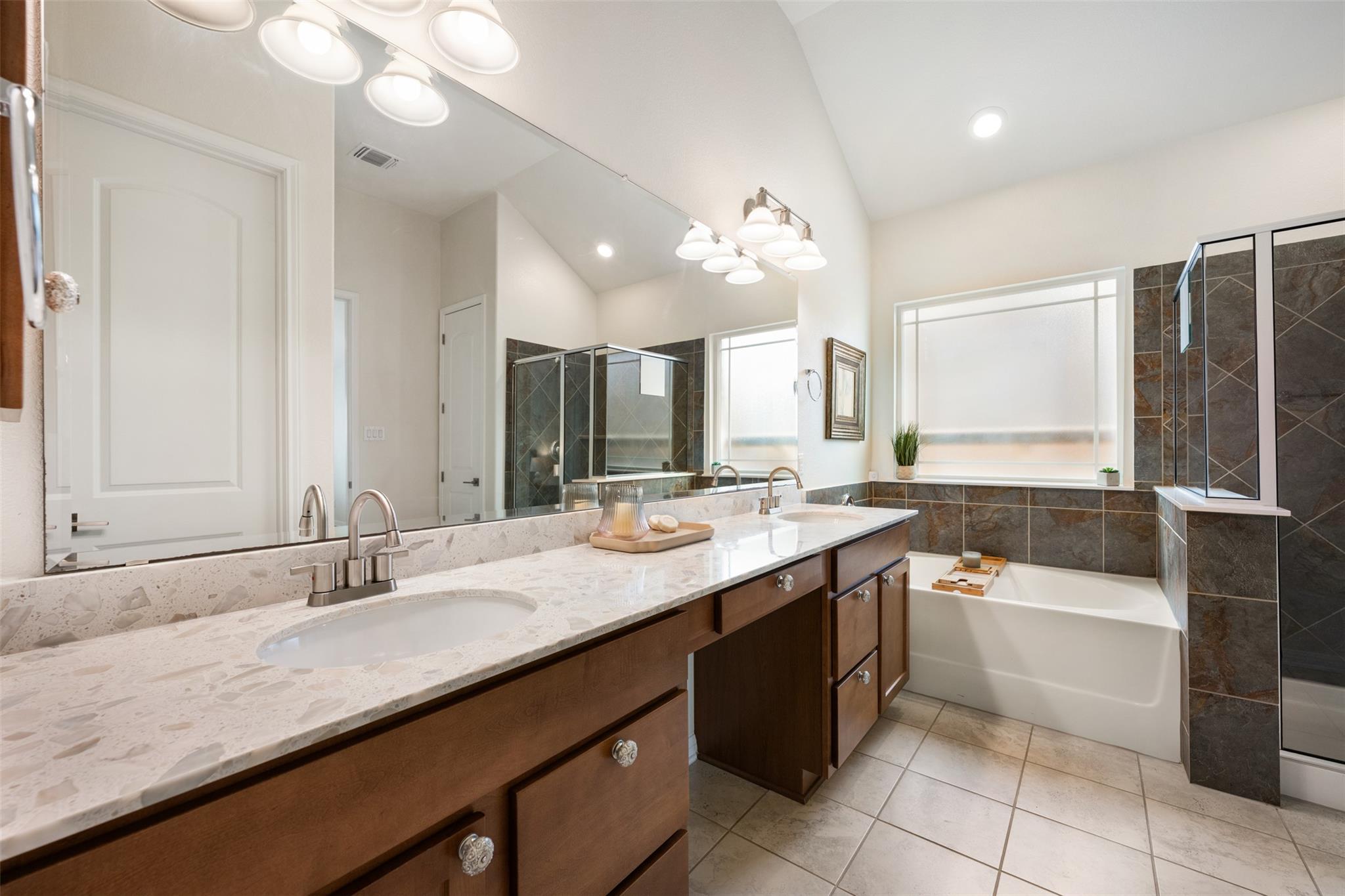 1609 Carmine Dr, Leander, TX 78641