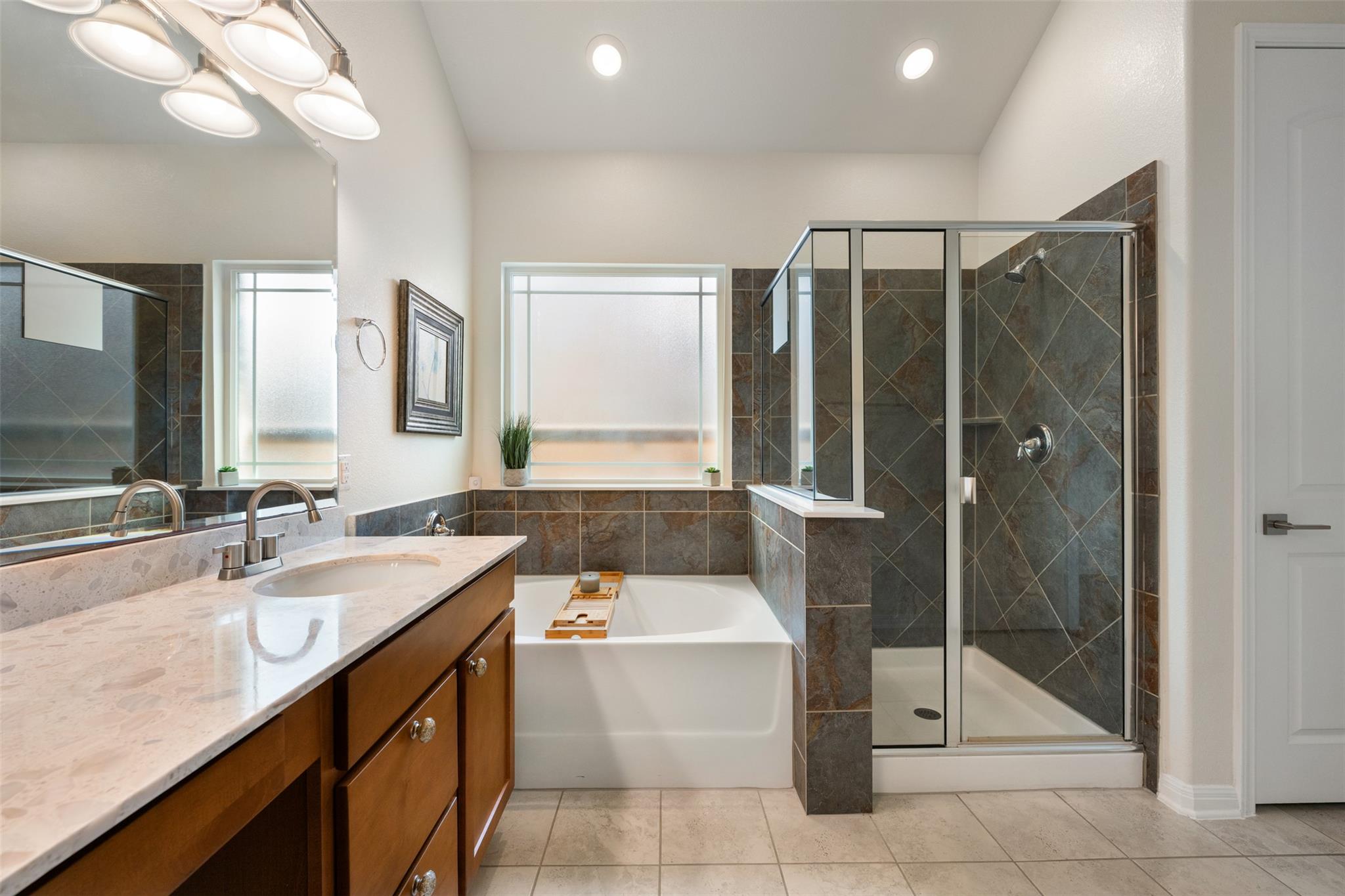 1609 Carmine Dr, Leander, TX 78641