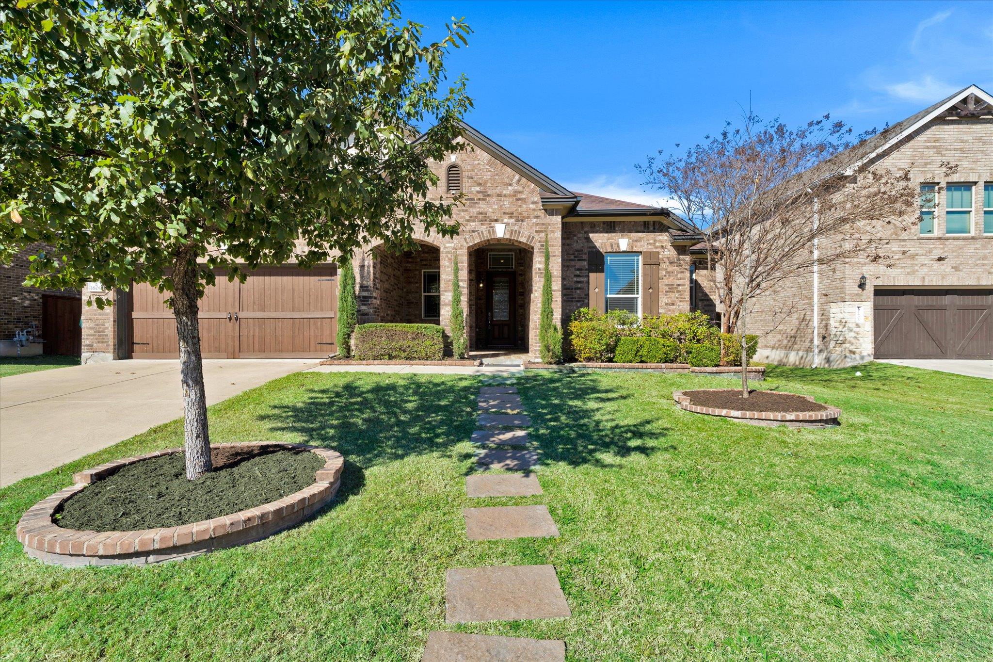 1609 Carmine Dr, Leander, TX 78641