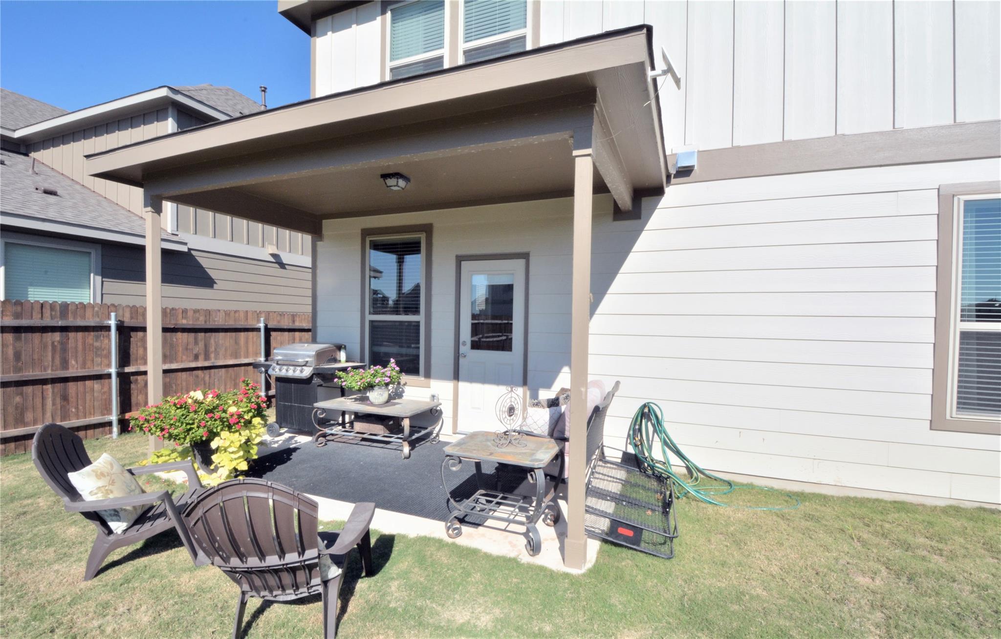 213 Compania Dr, Liberty Hill, TX 78642