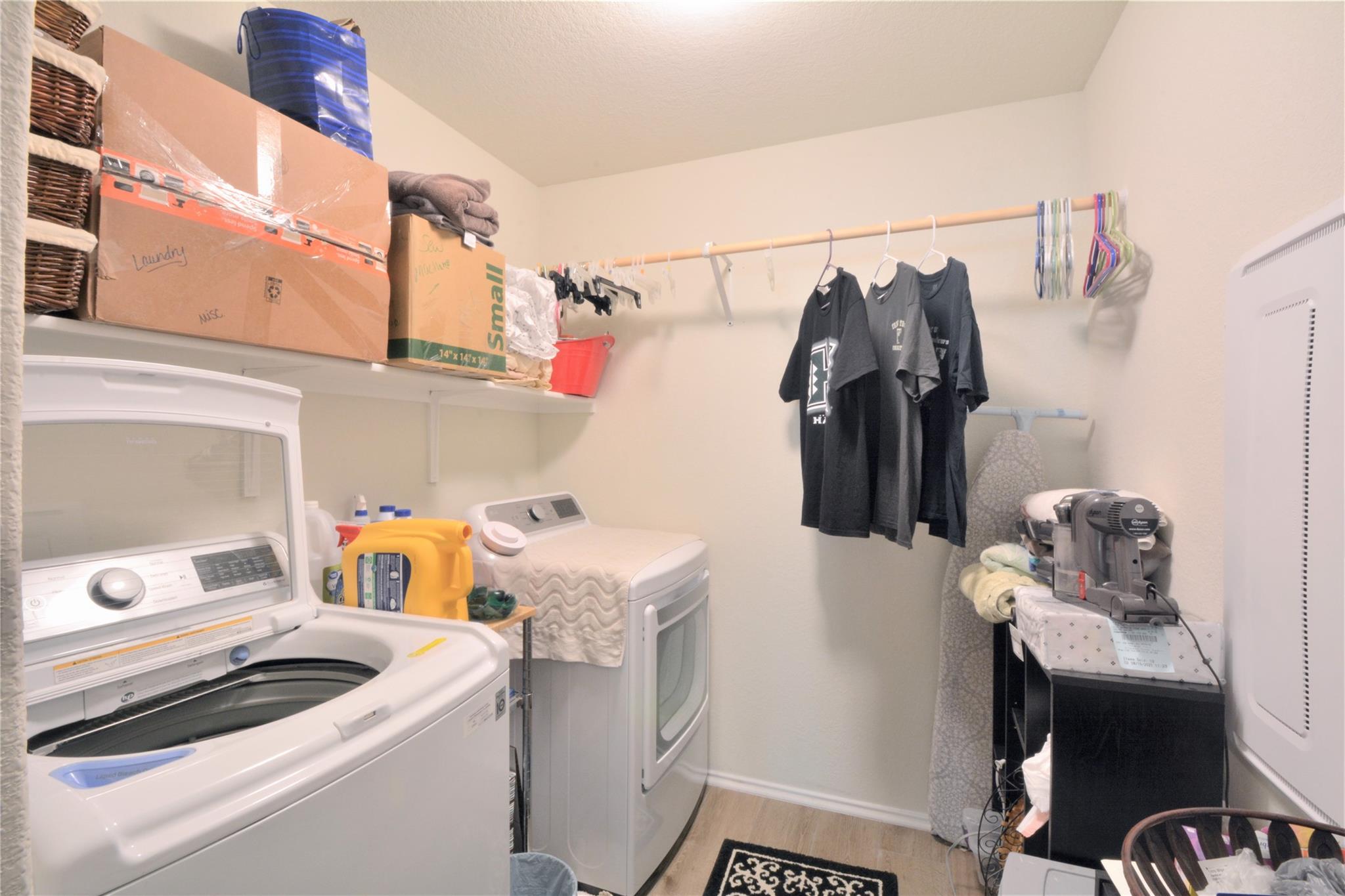 213 Compania Dr, Liberty Hill, TX 78642