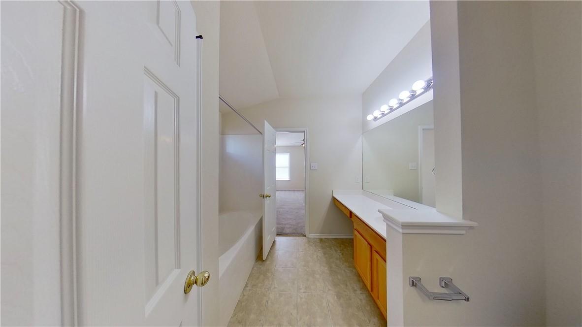 1105 Burgess Dr, Leander, TX 78641