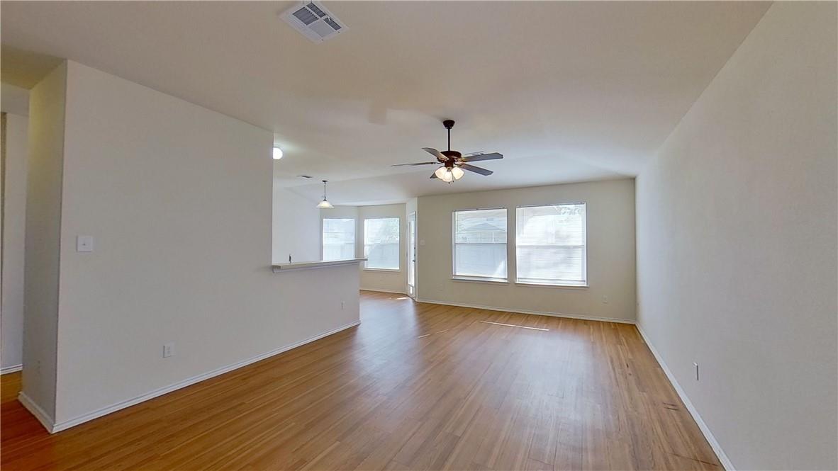 1105 Burgess Dr, Leander, TX 78641