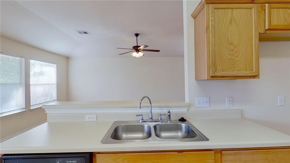 1105 Burgess Dr, Leander, TX 78641