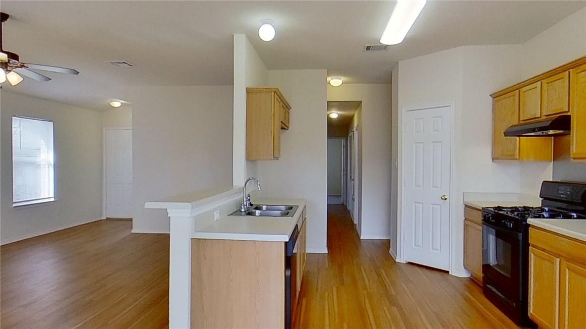 1105 Burgess Dr, Leander, TX 78641