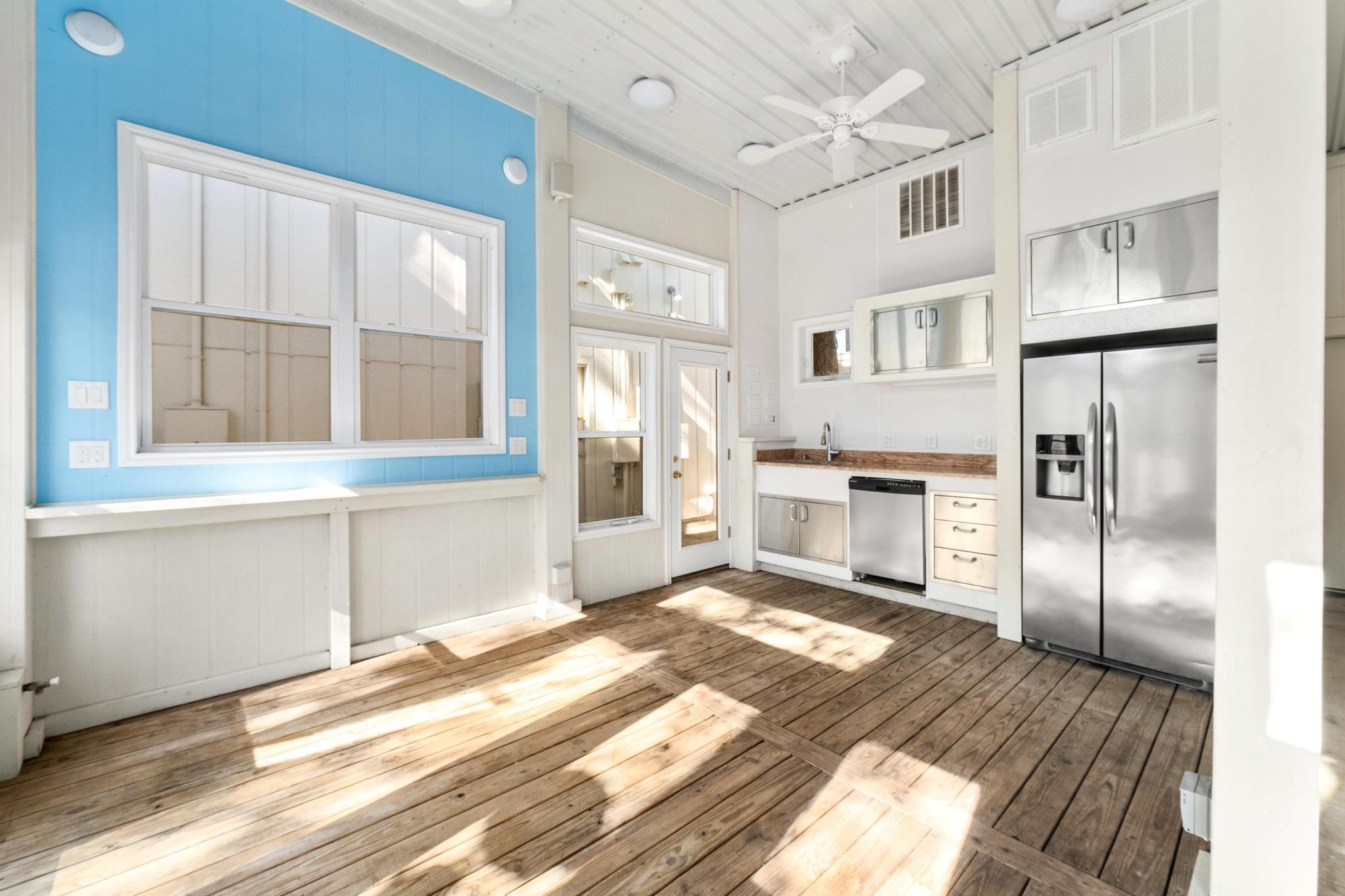 121 Scott St, San Marcos, TX 78666