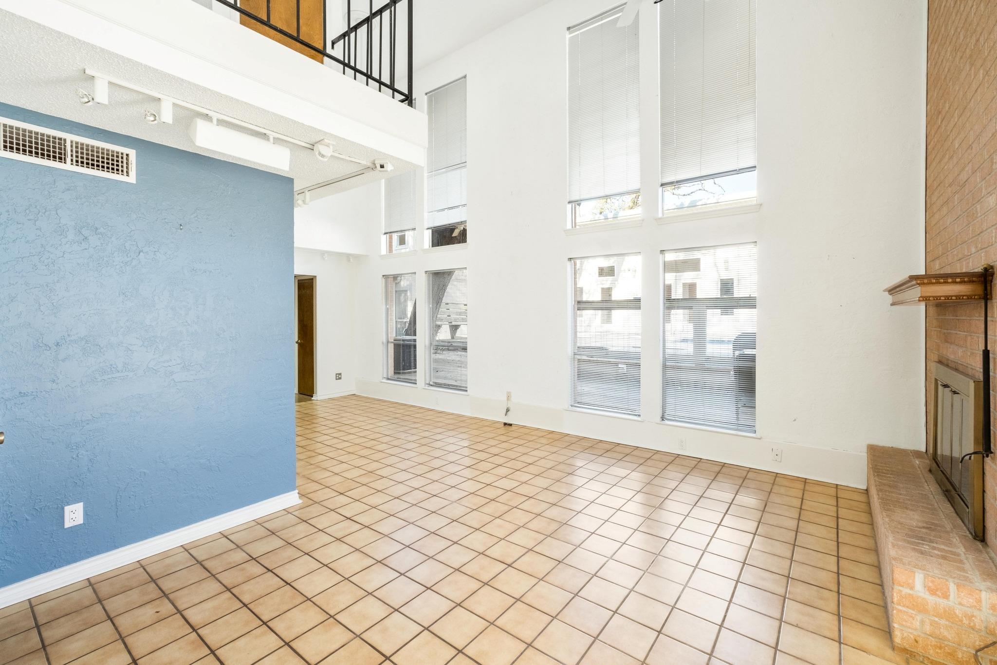 121 Scott St, San Marcos, TX 78666