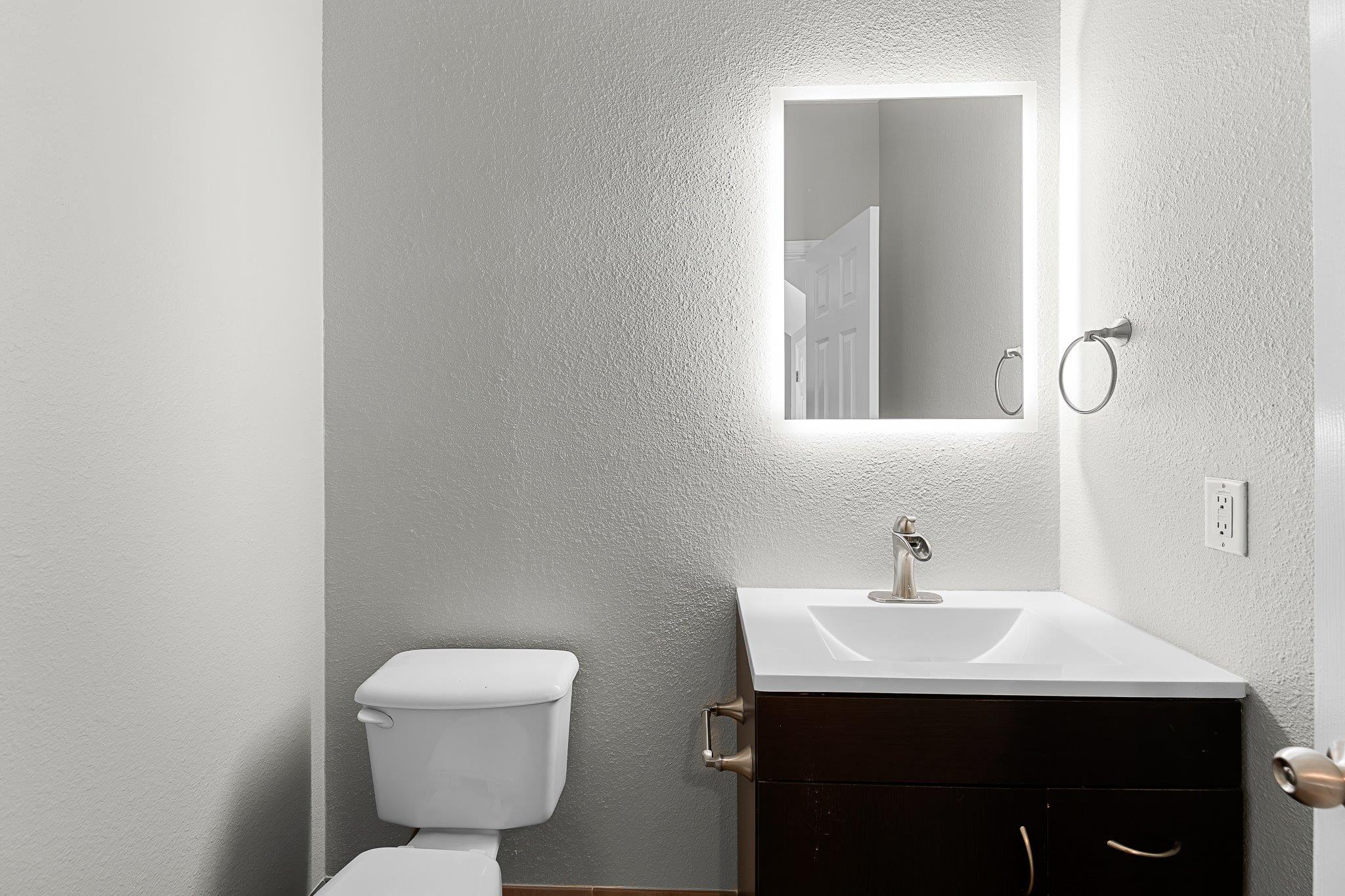 8620 Neider Dr, Austin, TX 78749