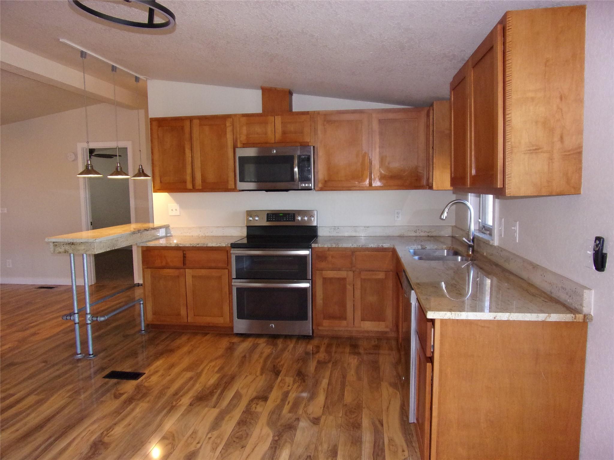 10060 Rebecca Creek Rd, Spring Branch, TX 78070