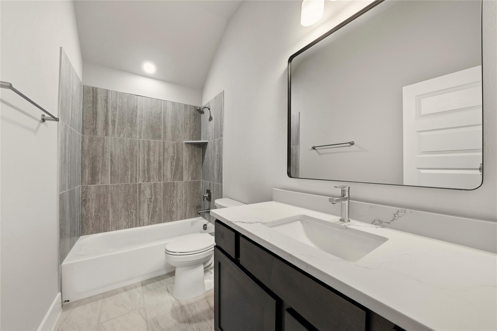 4 Cedar Valley Ct, Wimberley, TX 78676