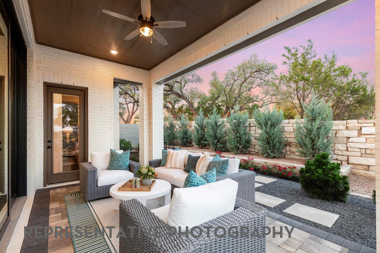 1700 Crimson Sunset Dr, Georgetown, TX 78628