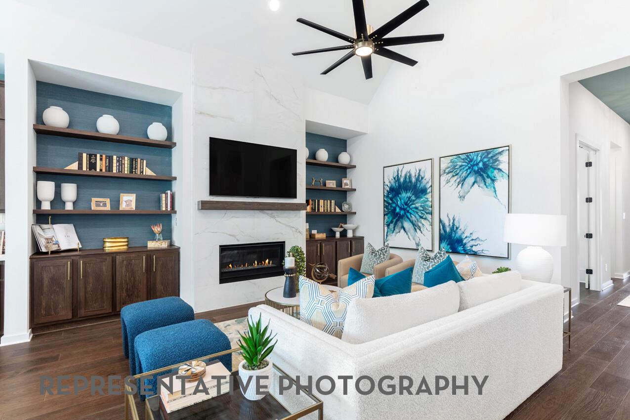 1700 Crimson Sunset Dr, Georgetown, TX 78628