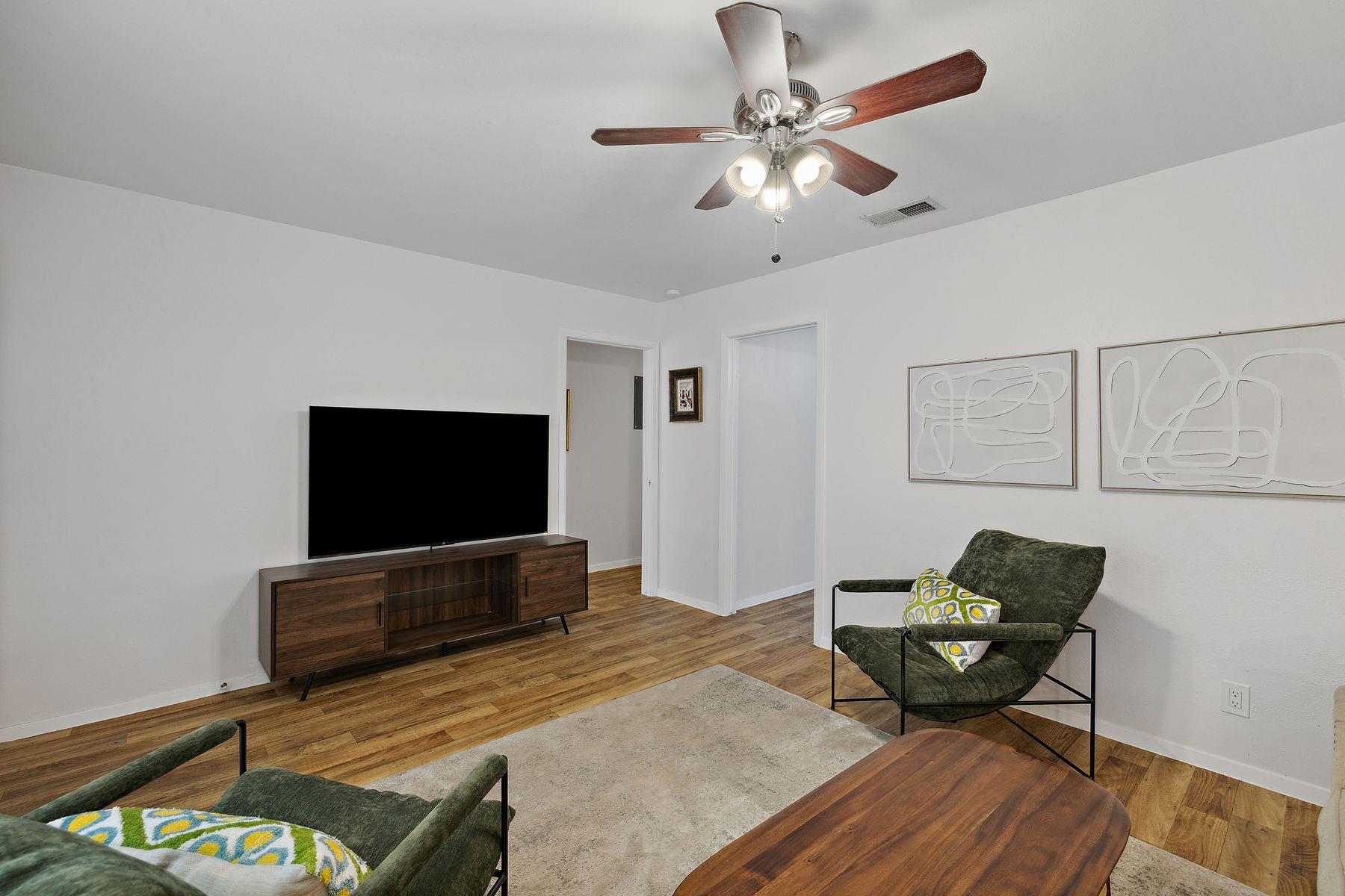 5304 Harvest Ln, Austin, TX 78745