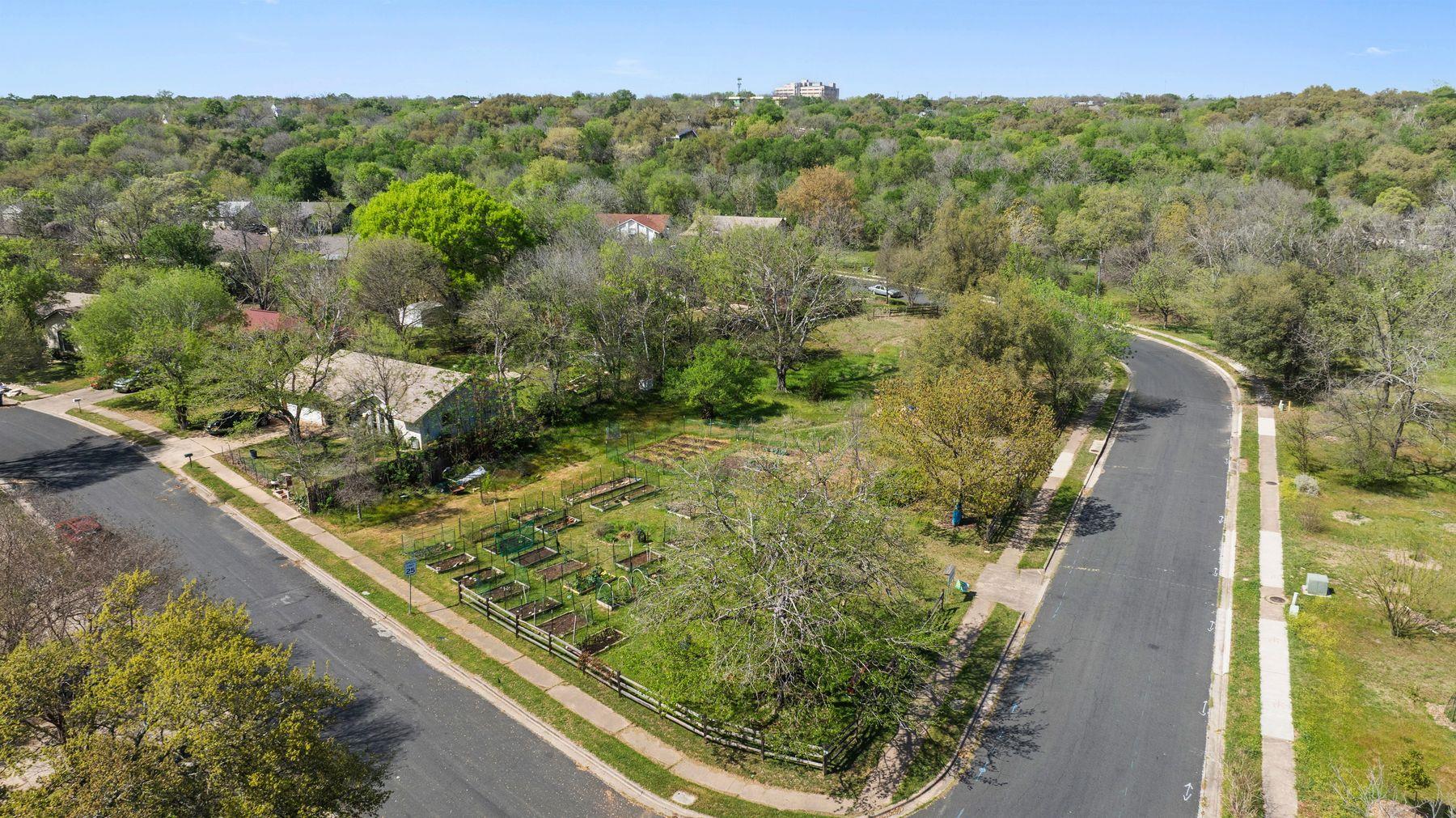 5304 Harvest Ln, Austin, TX 78745