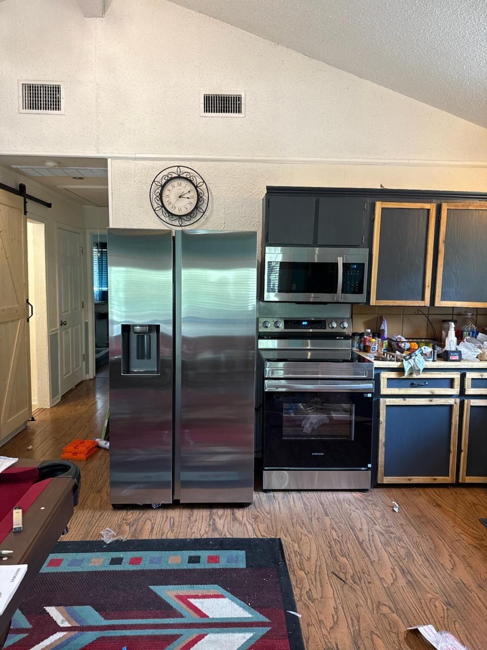 928 Moccasin Trl, La Grange, TX 78945